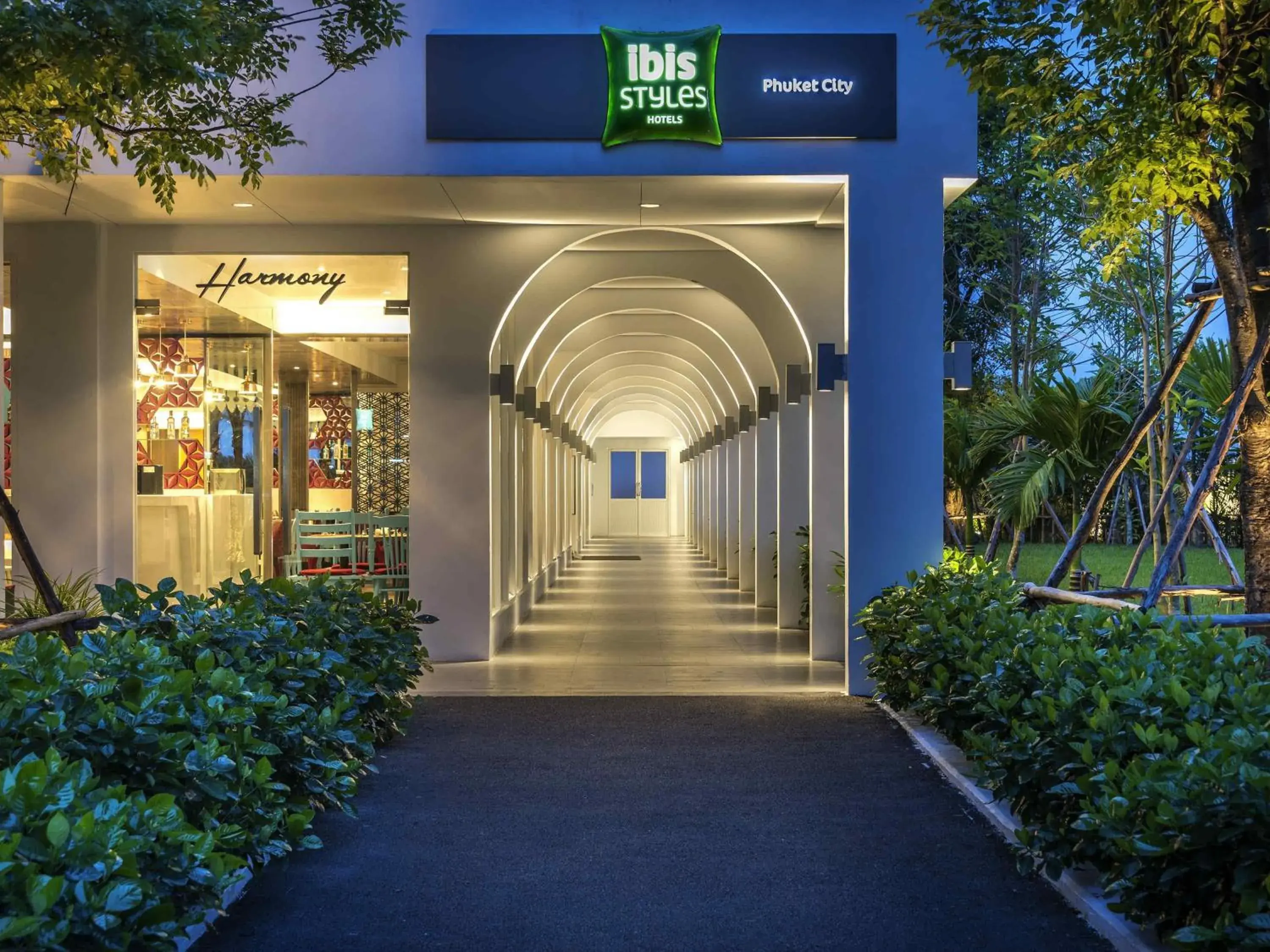 Property building in Ibis Styles Phuket City Property building in Ibis Styles Phuket City