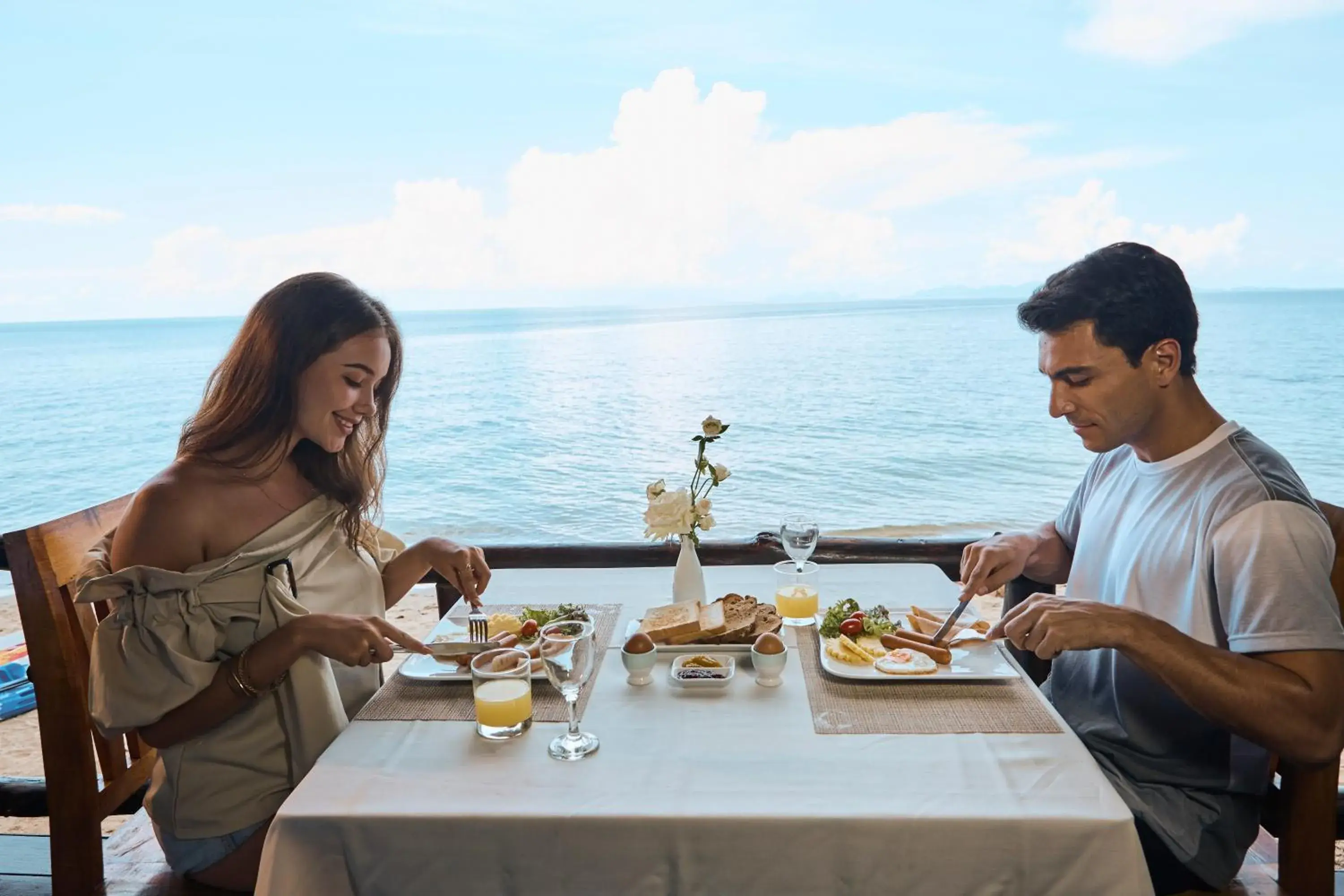 Restaurant/places to eat in Koh Jum Ocean Beach Resort Restaurant/places to eat in Koh Jum Ocean Beach Resort