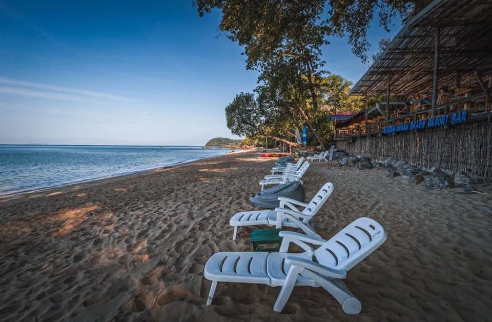 Beach in Koh Jum Ocean Beach Resort
