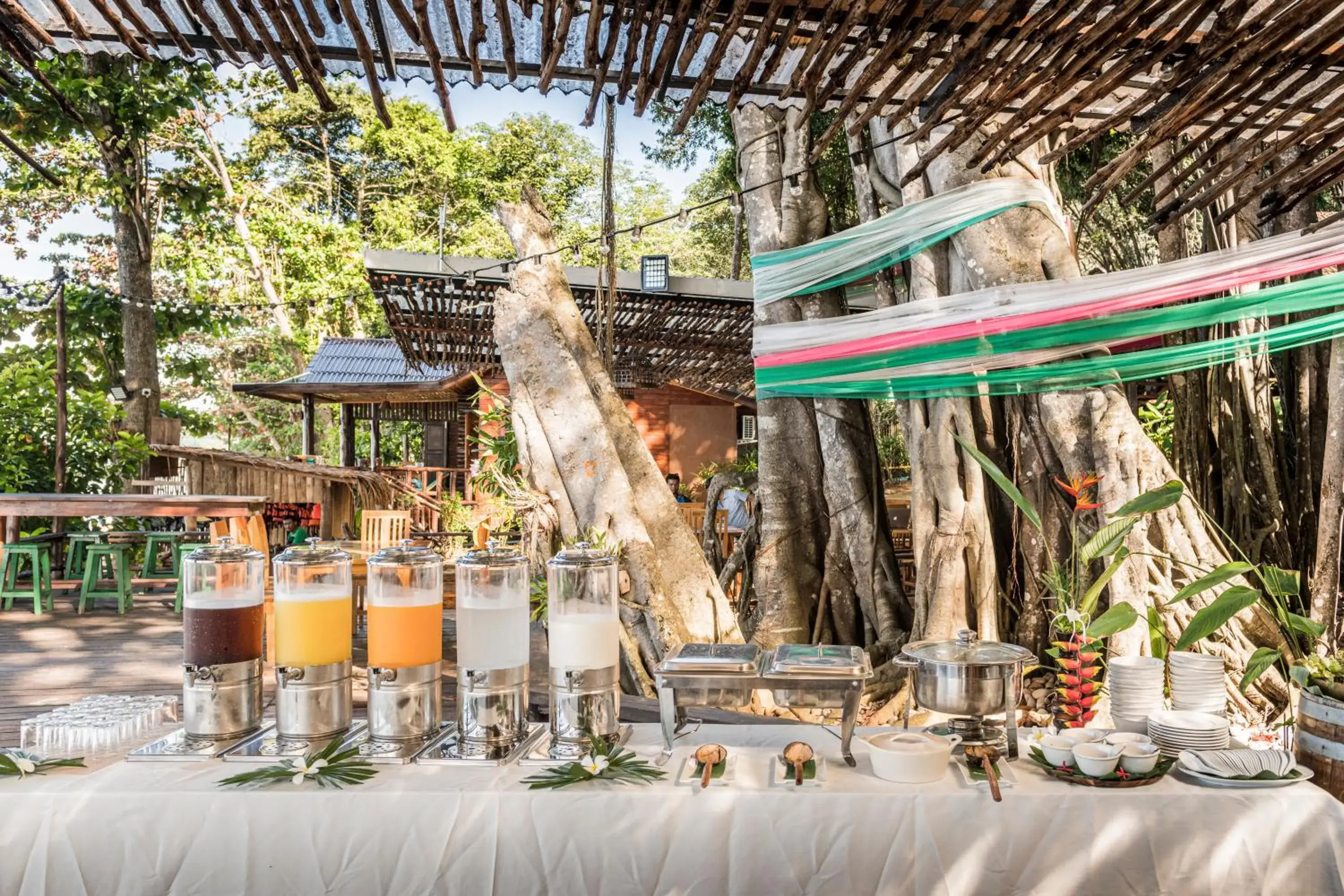 Breakfast in Koh Jum Ocean Beach Resort Breakfast in Koh Jum Ocean Beach Resort