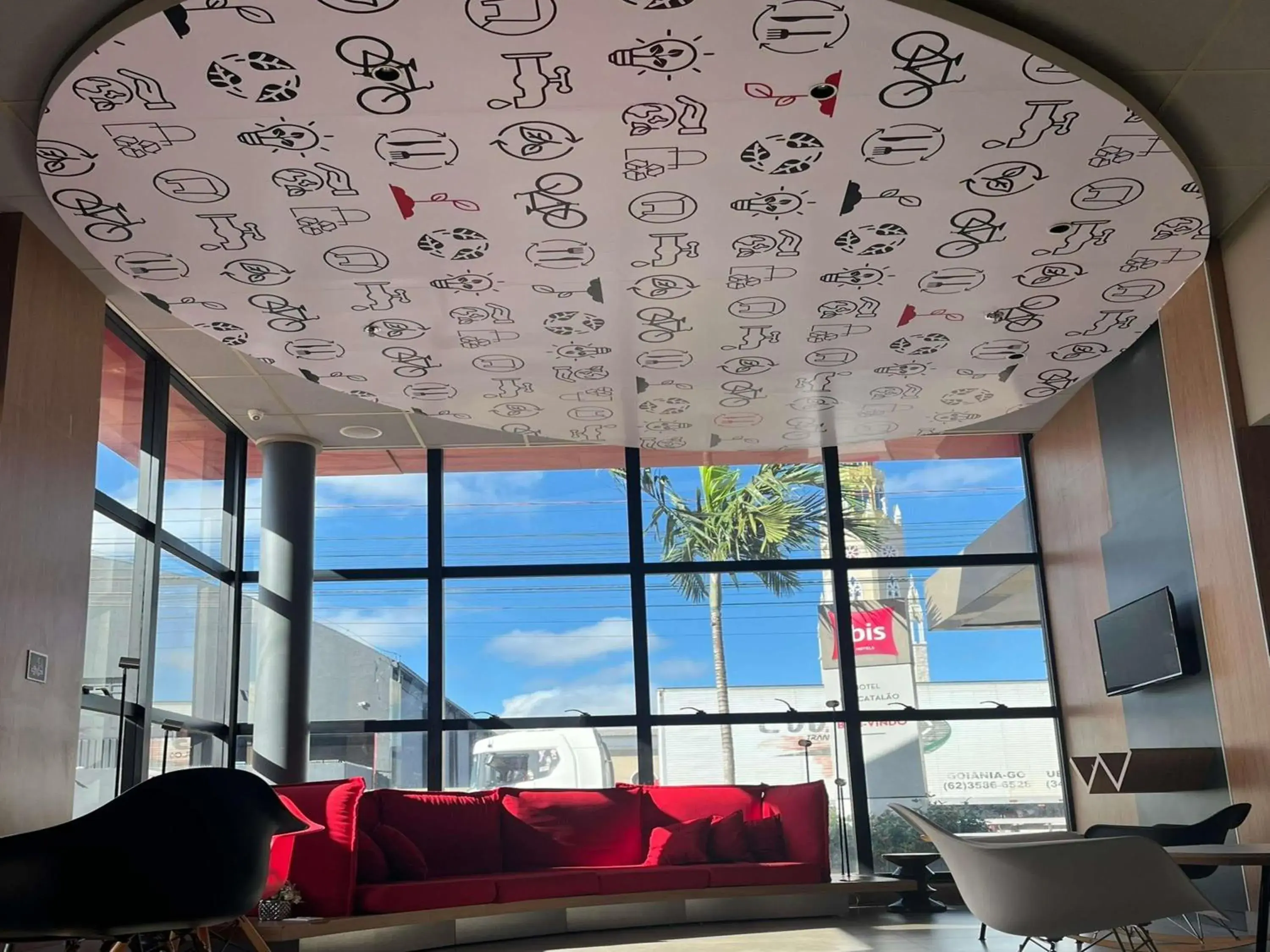 Lounge or bar in ibis Catalao Lounge or bar in ibis Catalao