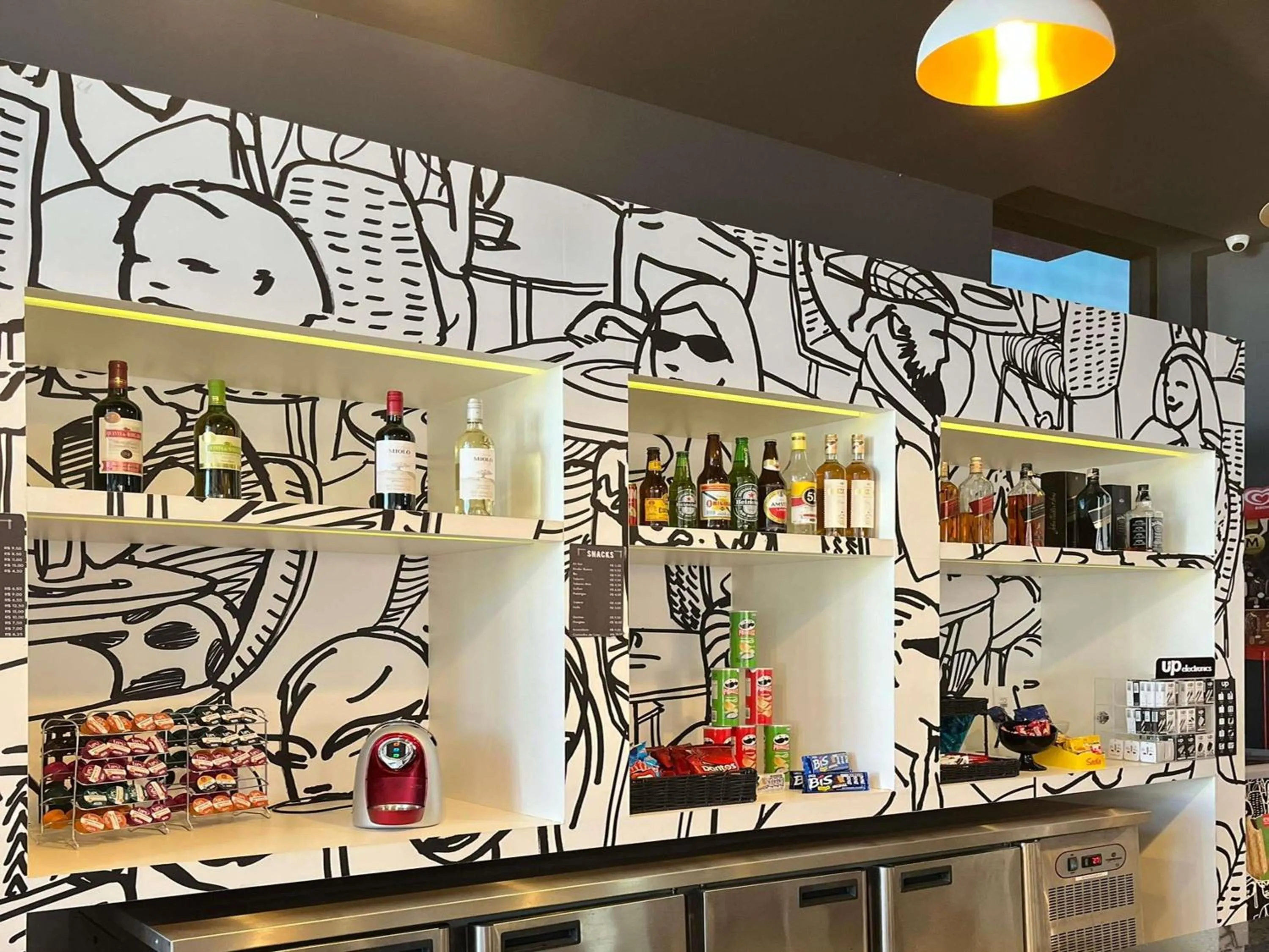 Lounge or bar in ibis Catalao