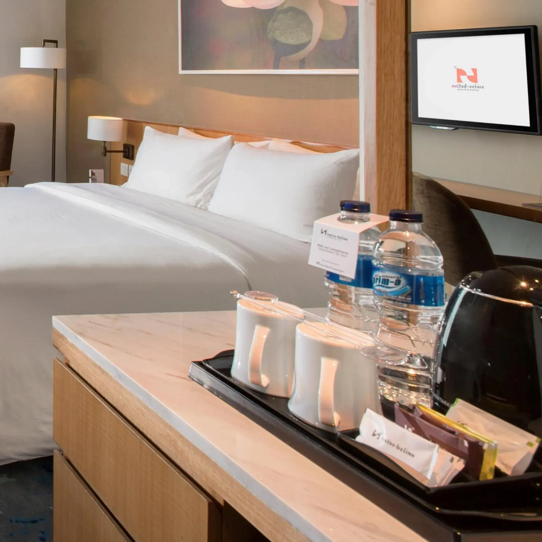 Coffee/tea facilities, Bed in Swiss-Belinn Singkawang Coffee/tea facilities, Bed in Swiss-Belinn Singkawang