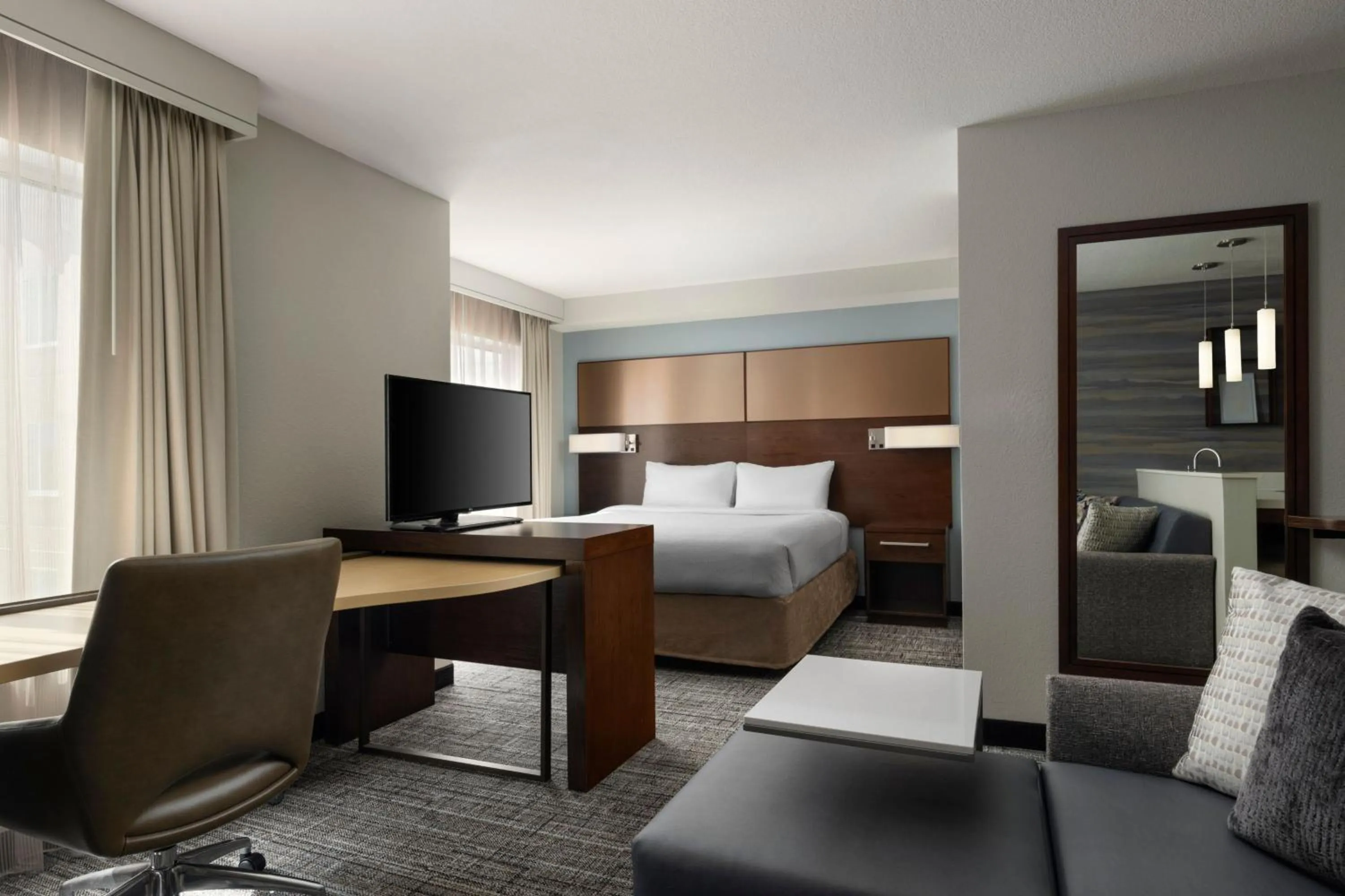 Bedroom, Bed in Residence Inn by Marriott Green Bay Downtown