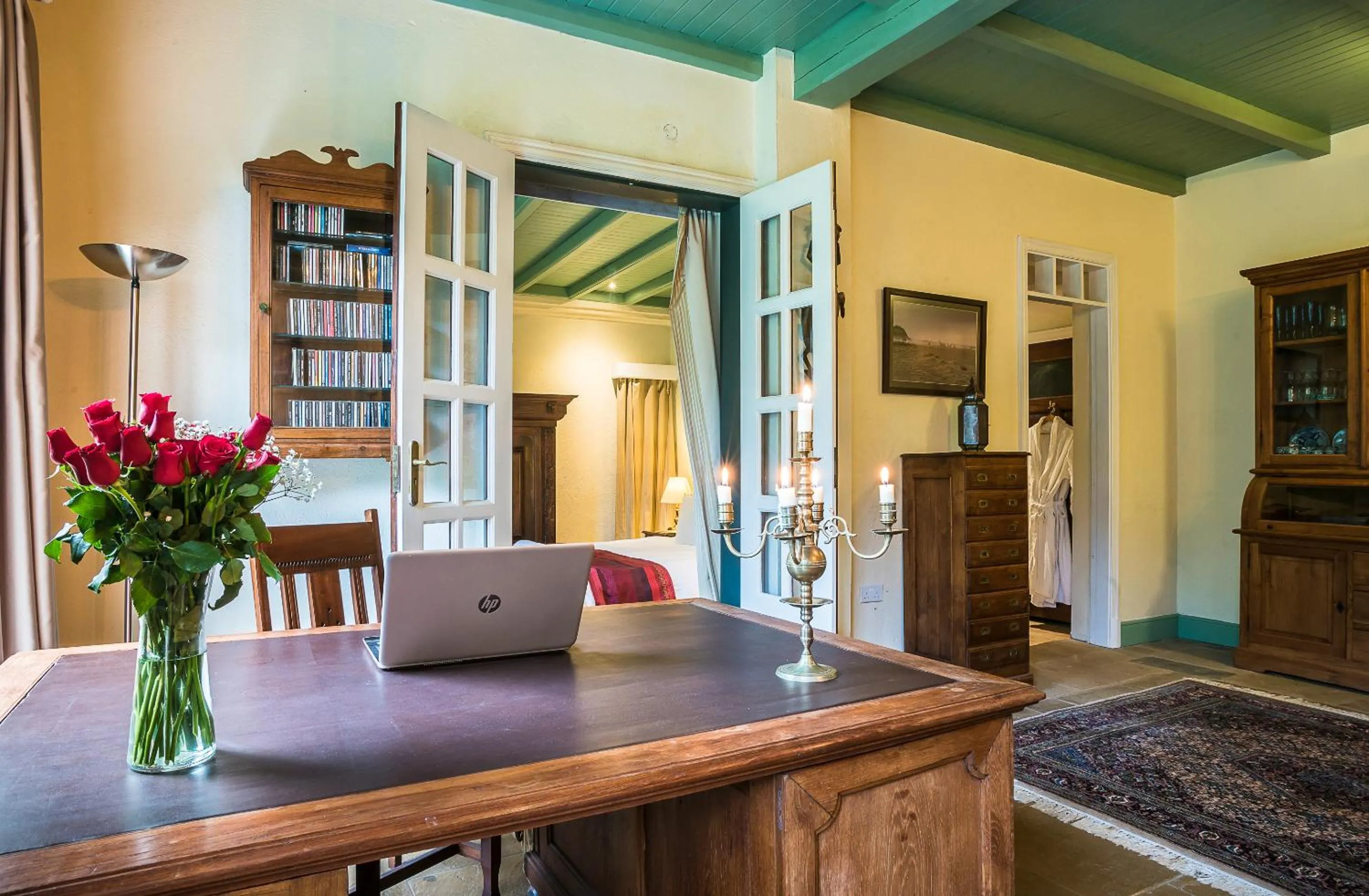 Living room in Karen Gables