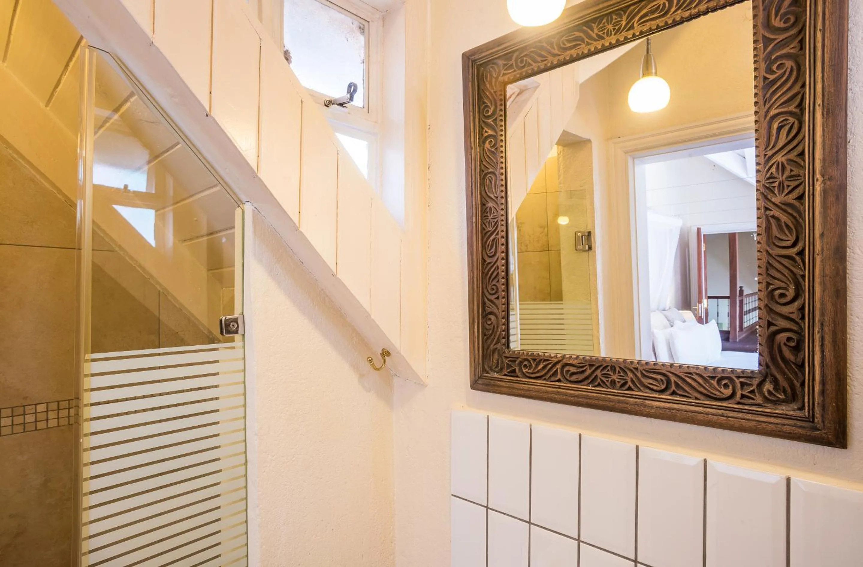 Area and facilities in Karen Gables