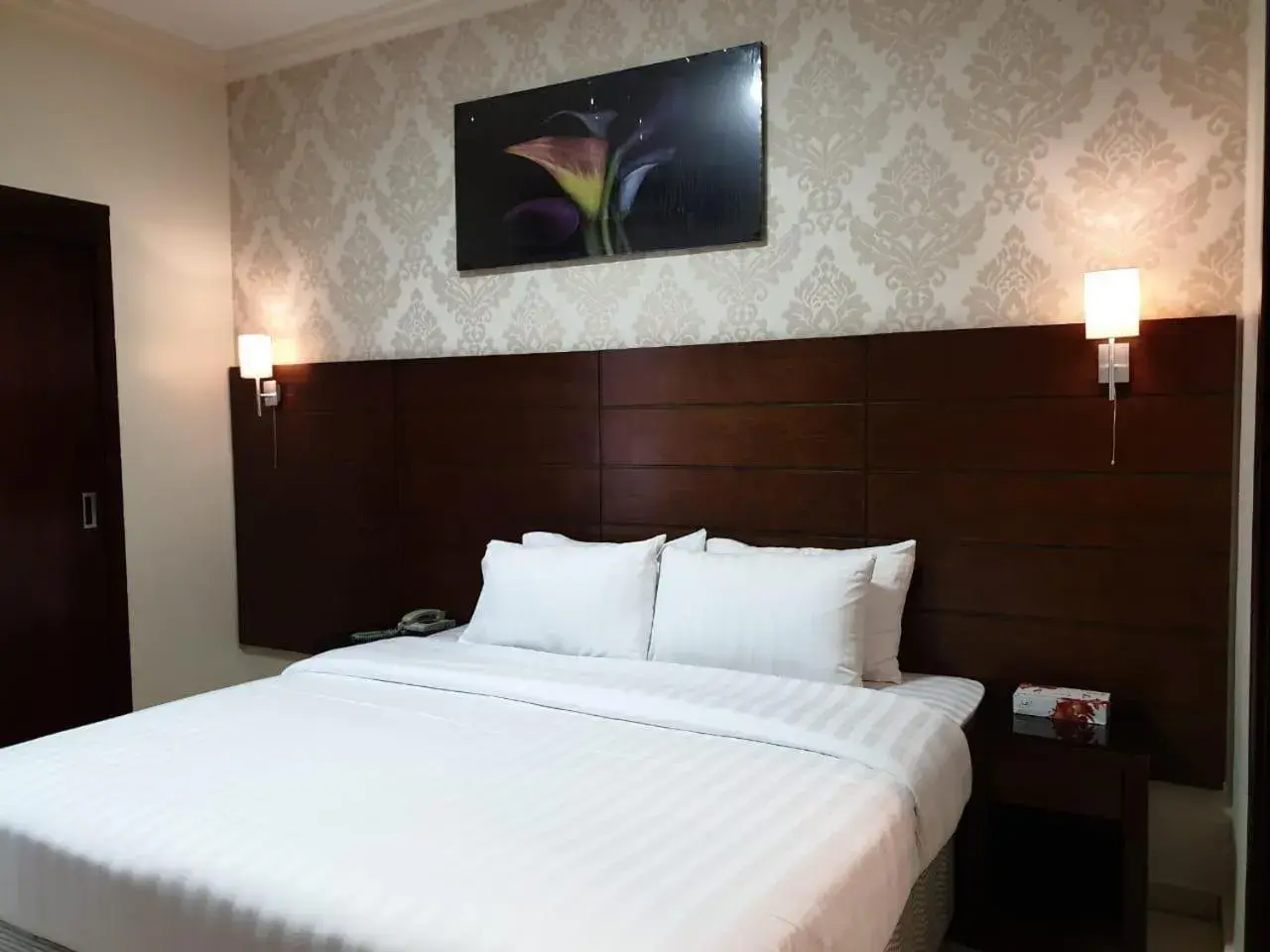 Photo of the whole room, Bed in Mirage Al Salam Hotel Photo of the whole room, Bed in Mirage Al Salam Hotel