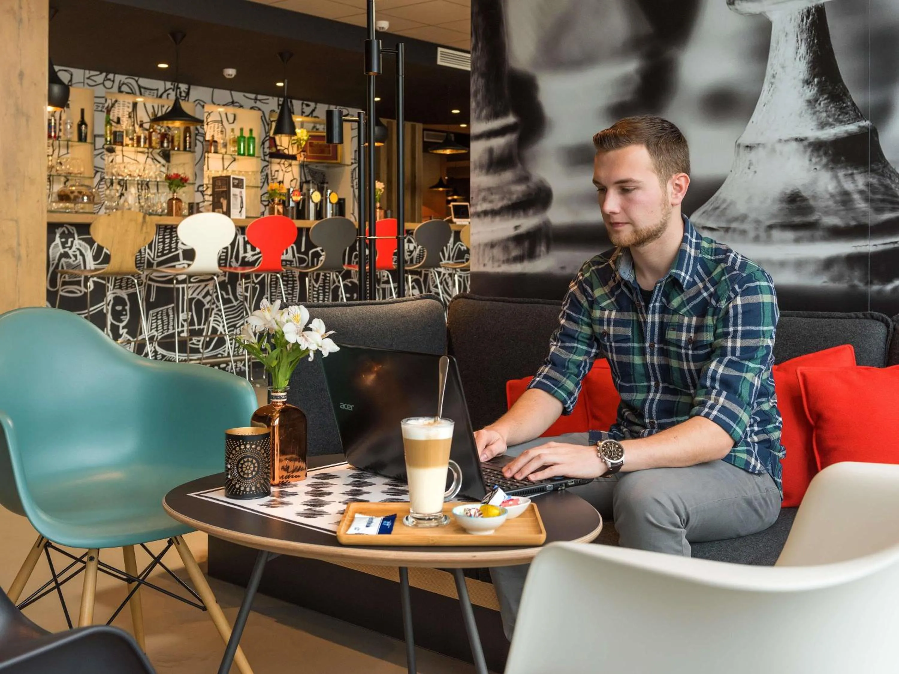 Lounge or bar in ibis Aalst