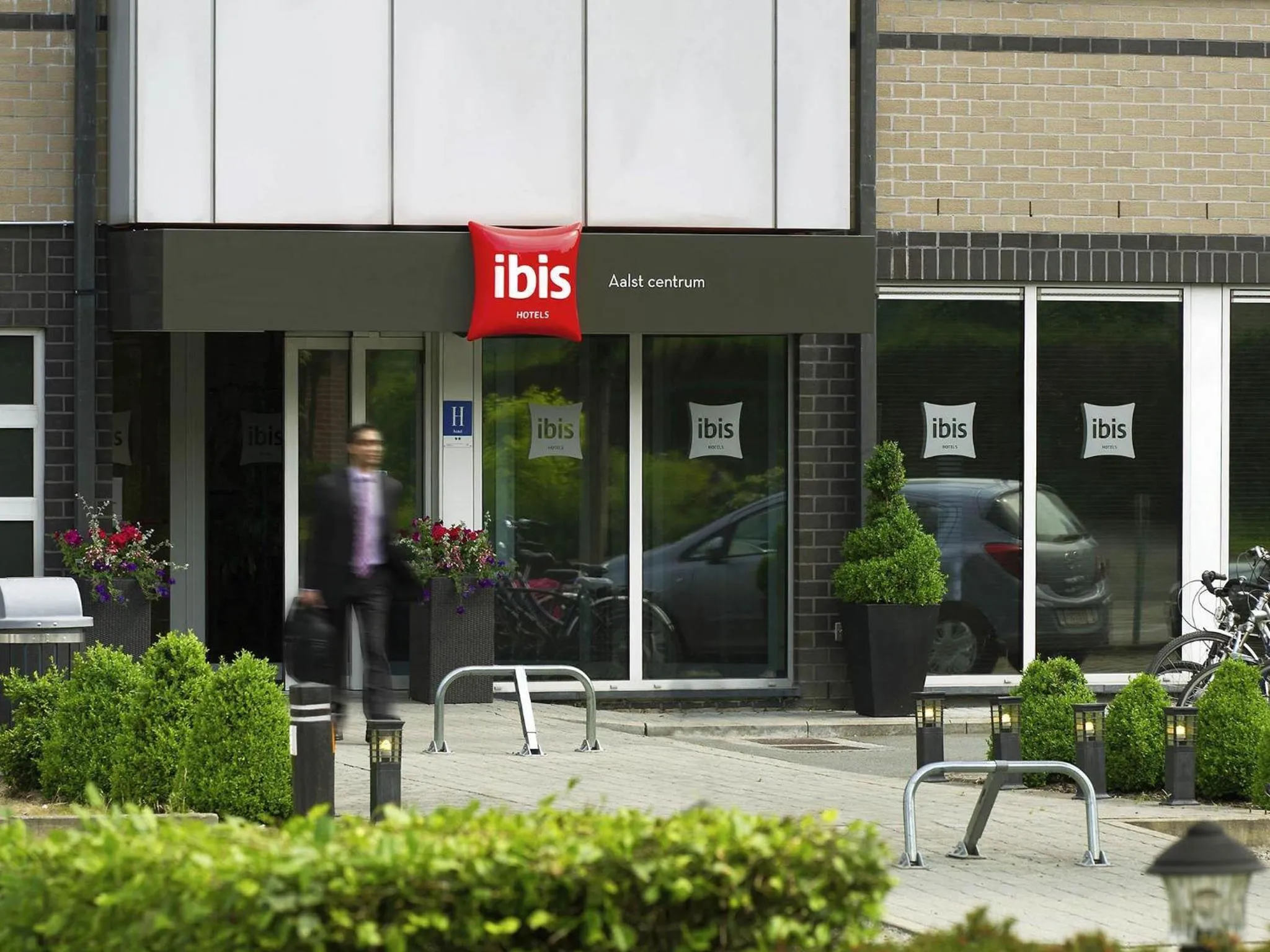 Property building in ibis Aalst