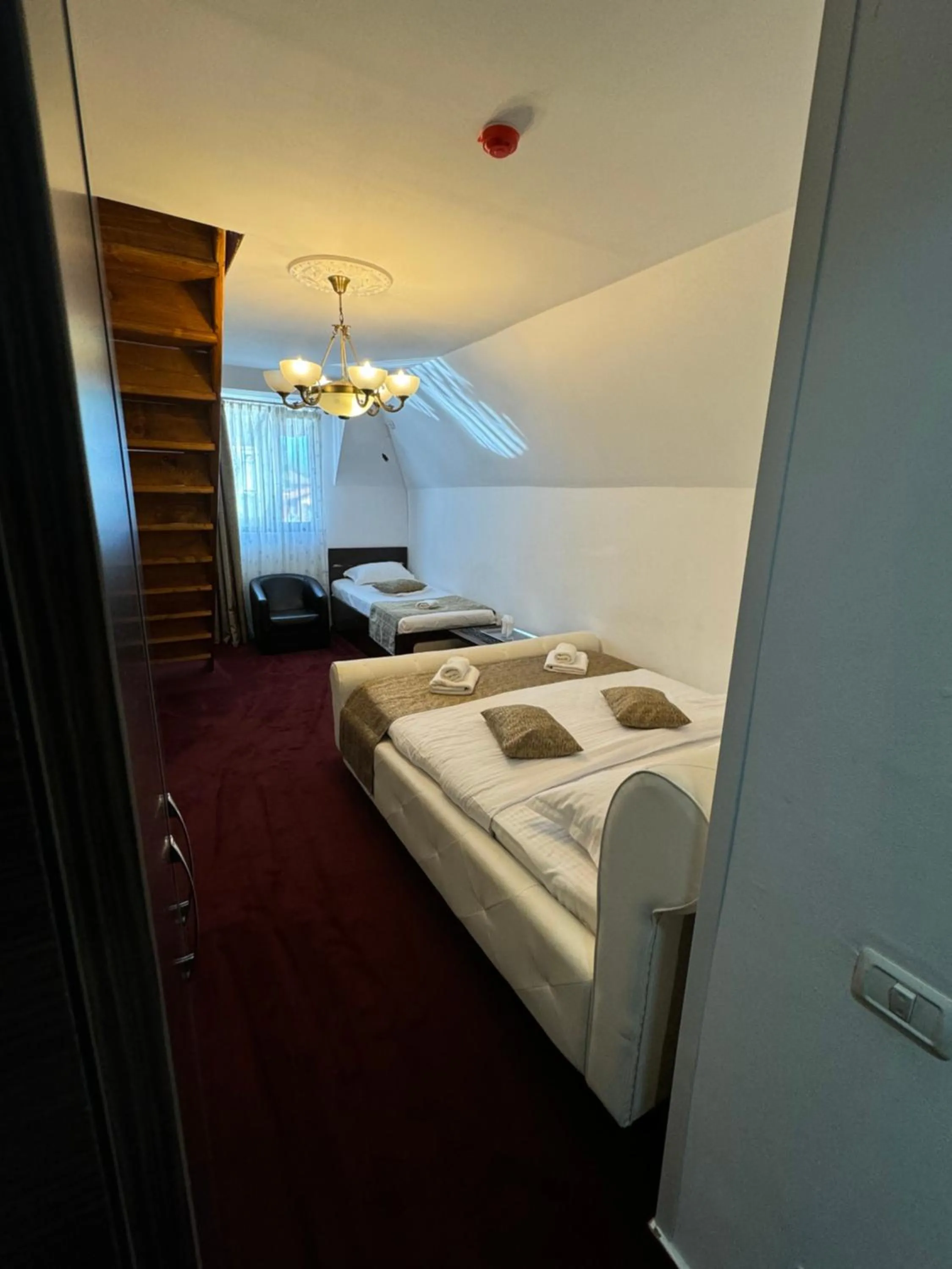 Bed in Hanu Satului