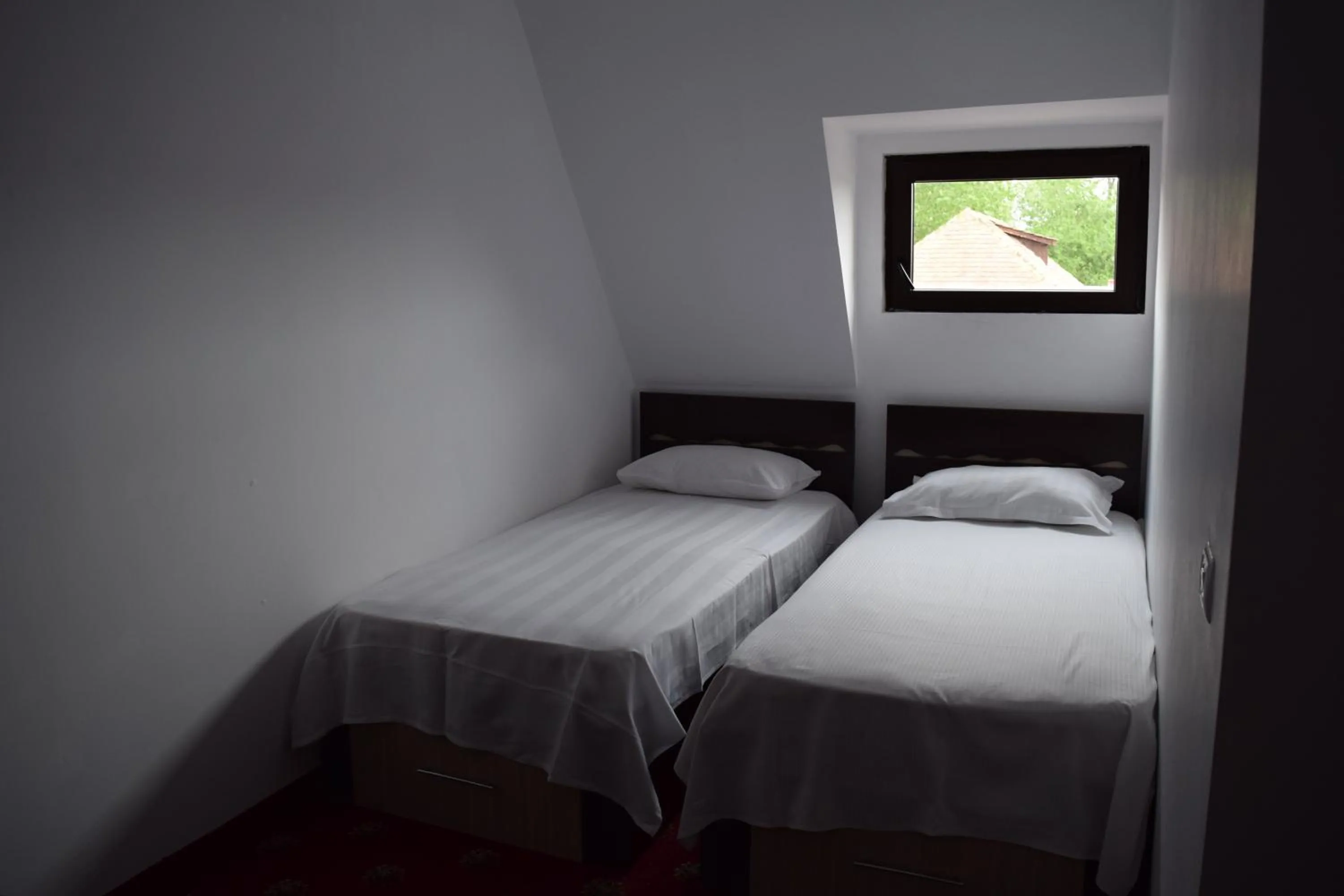 Bed in Hanu Satului