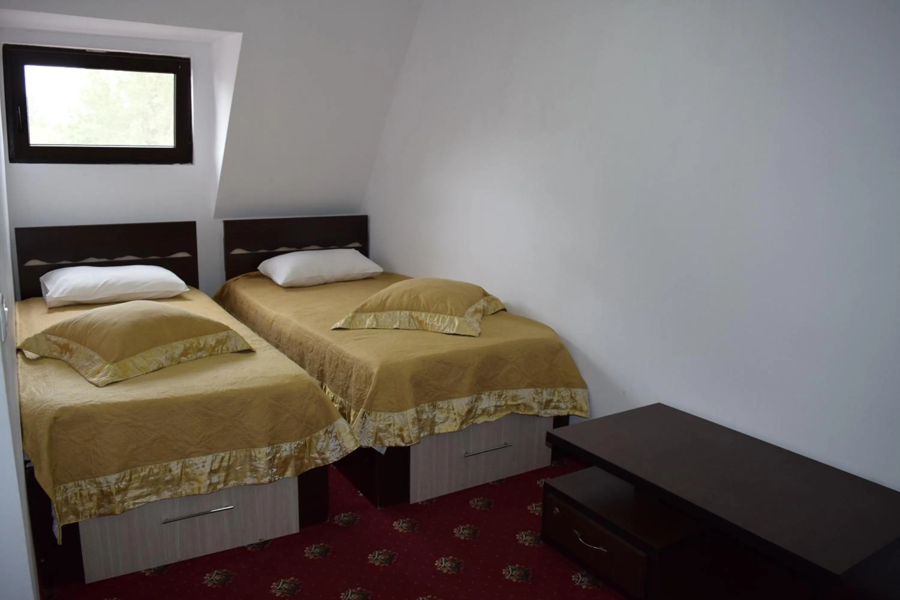 Bed in Hanu Satului