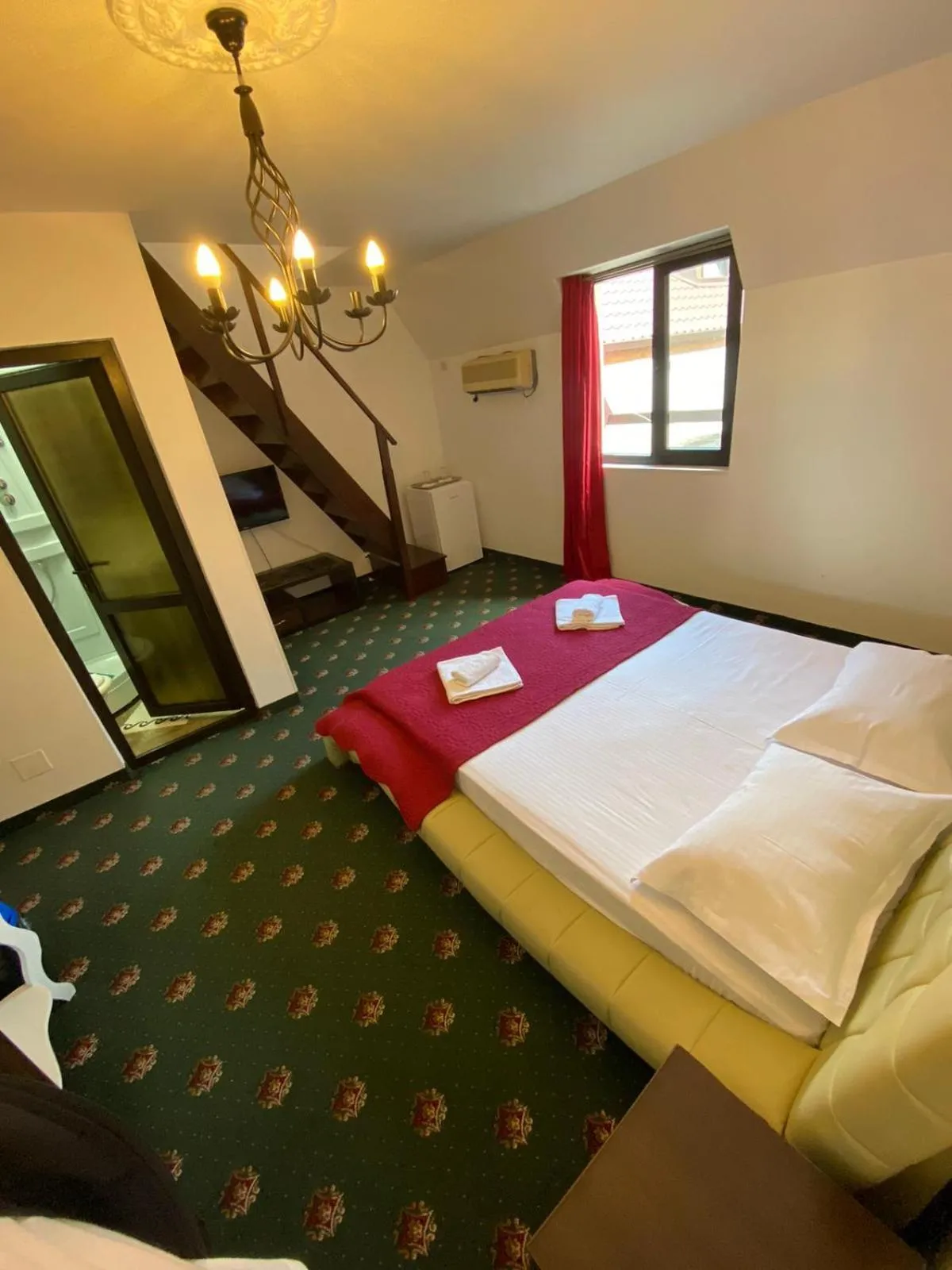 Bed in Hanu Satului