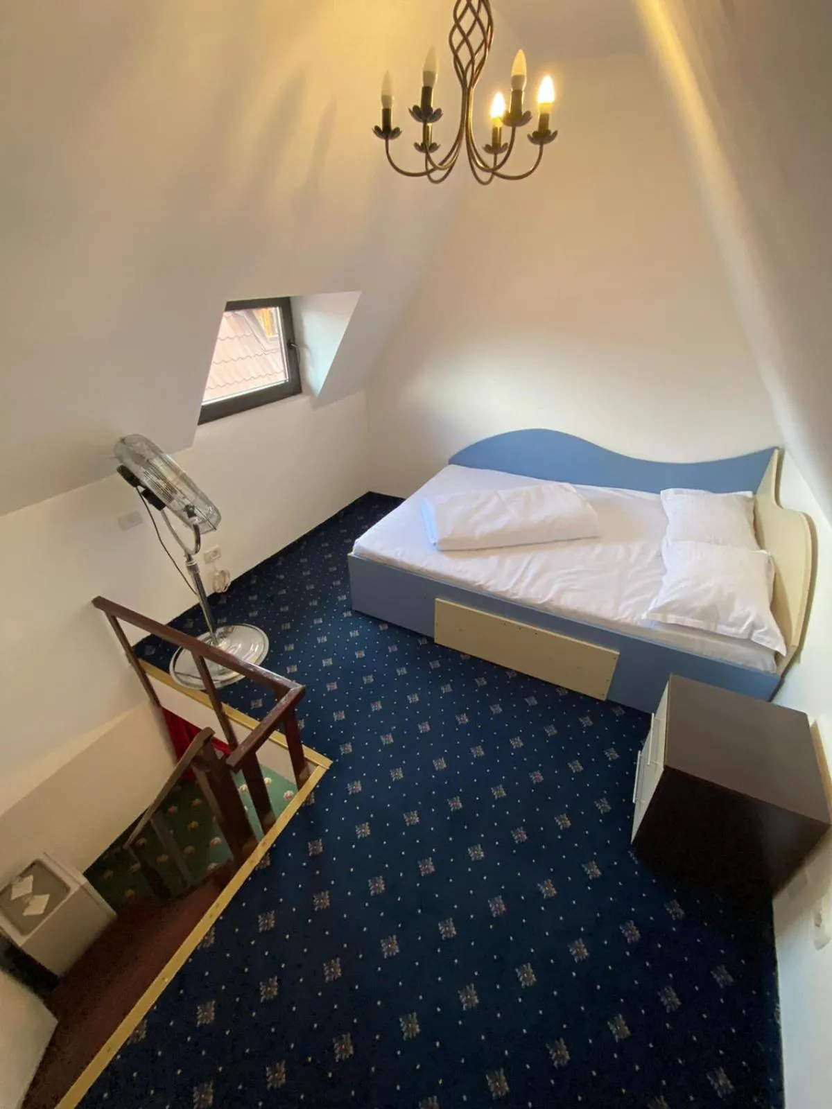 Bed in Hanu Satului