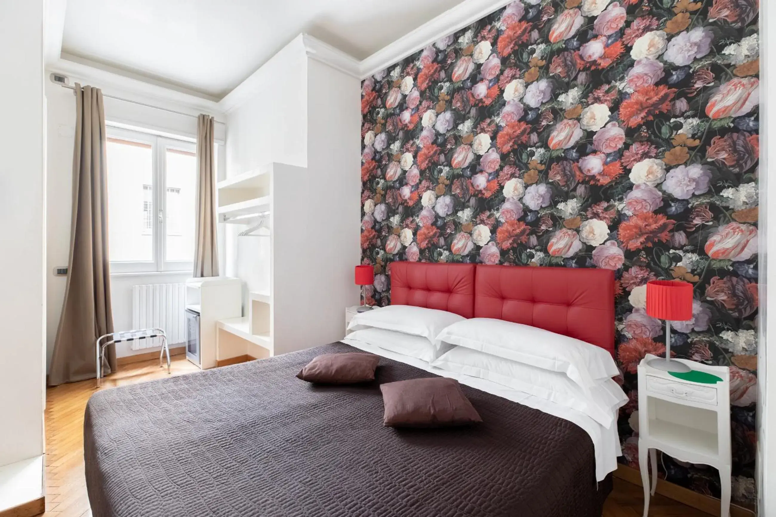 Bed in Persia Collection Trevi Bed in Persia Collection Trevi