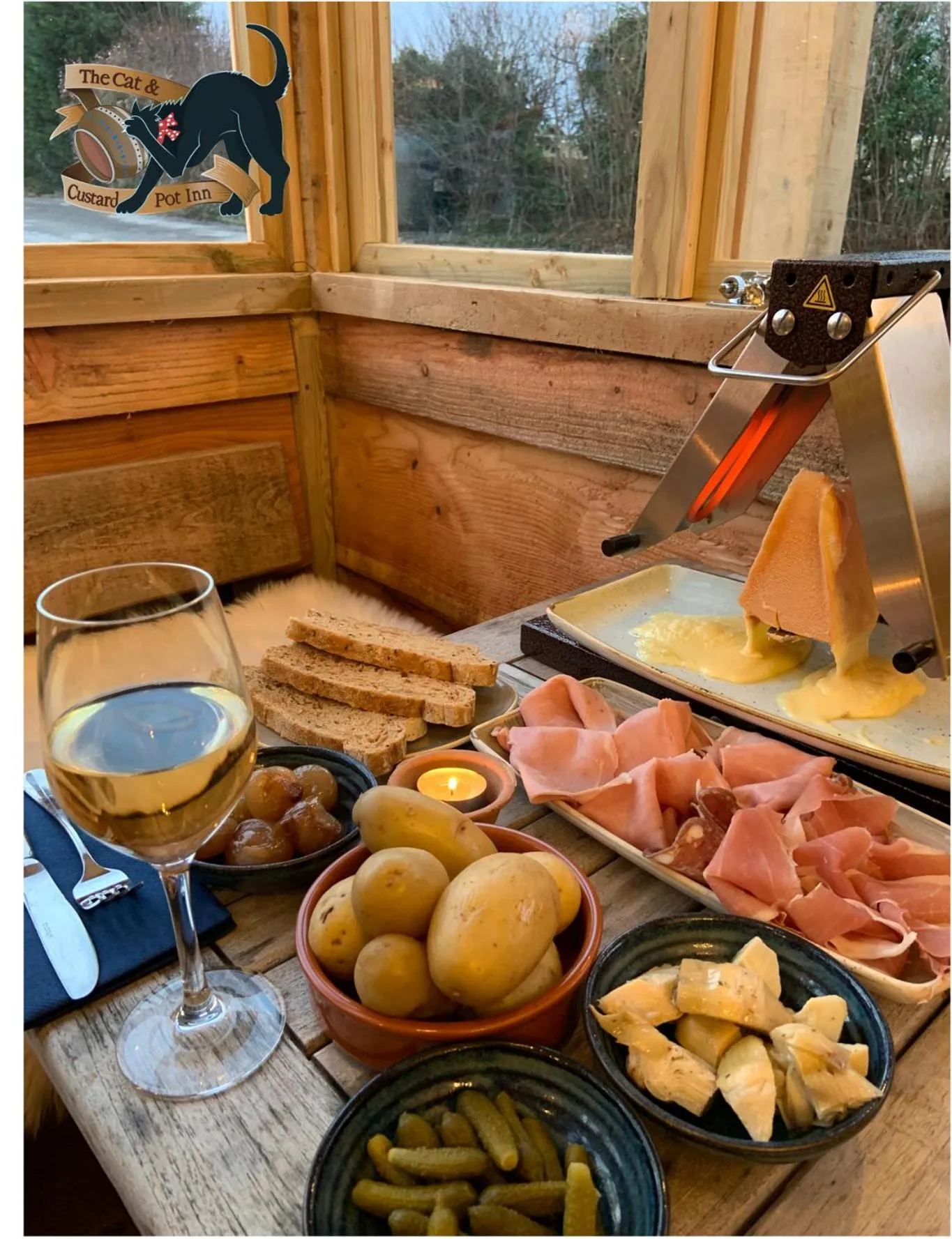 Restaurant/places to eat in Cat and Custard Pot Inn