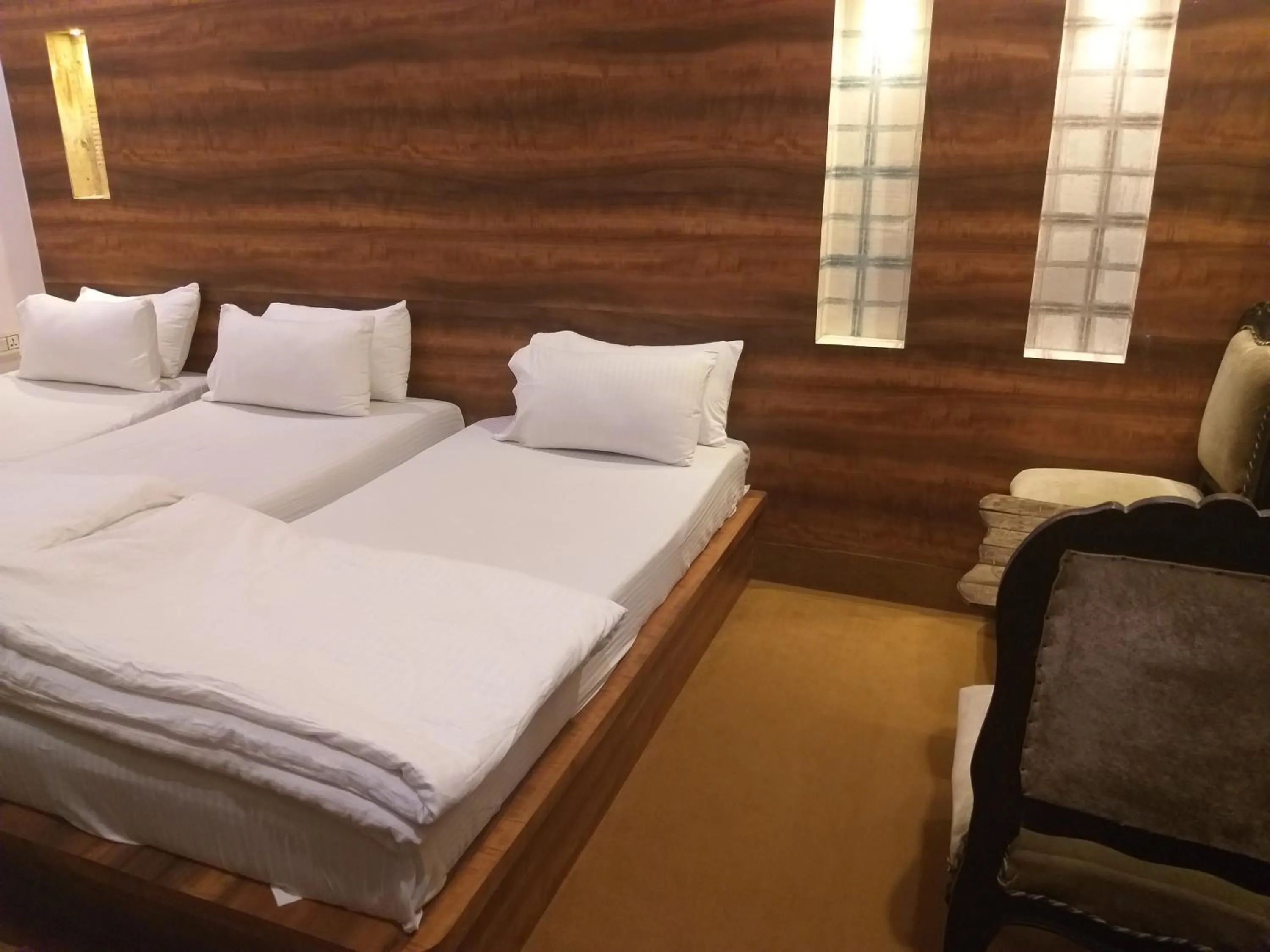 Dwivedi Hotels Hotel Elena