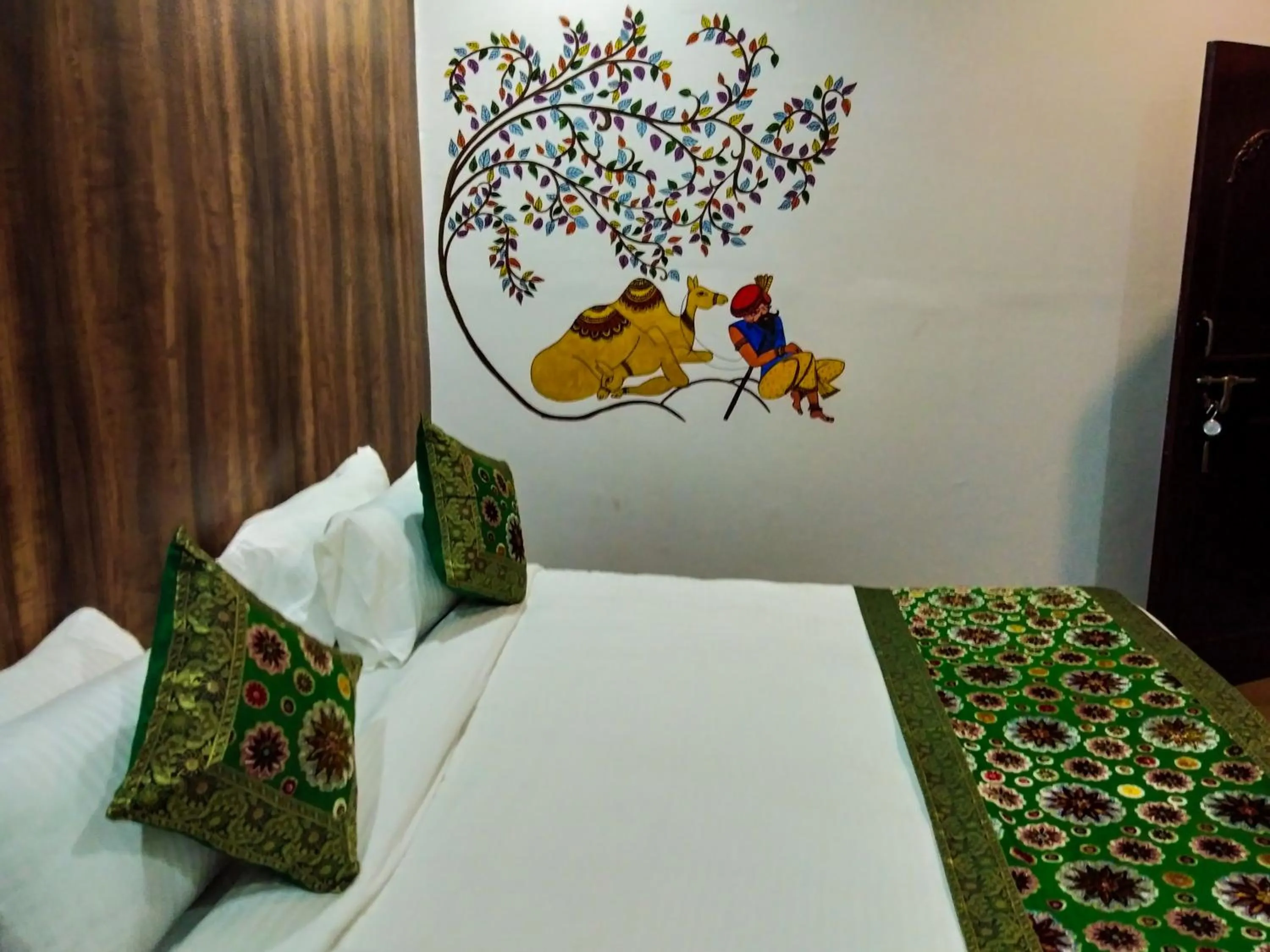 Dwivedi Hotels Hotel Elena