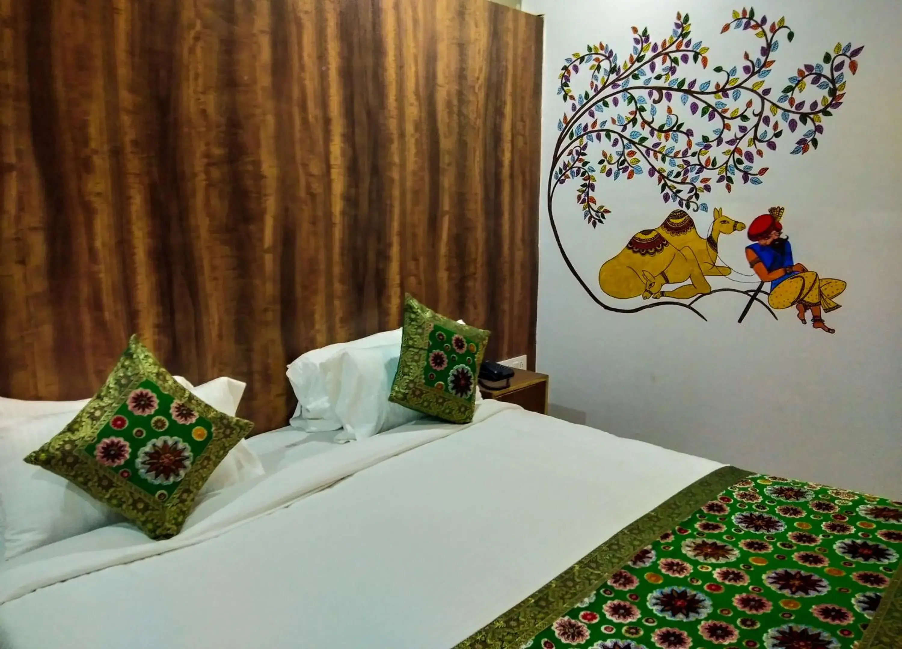 Nomad room in Dwivedi Hotels Hotel Elena Nomad room in Dwivedi Hotels Hotel Elena