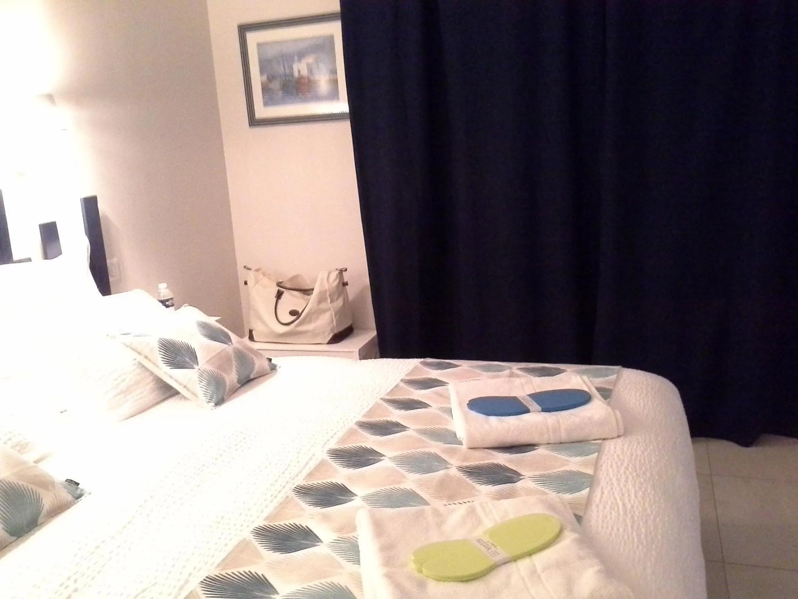 Bedroom, Bed in Crisalys Chambres d'Hôtes