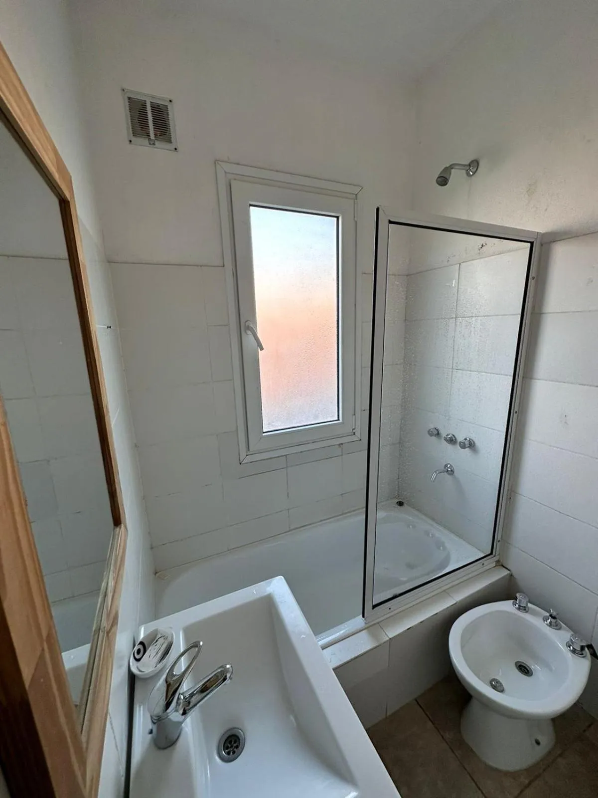 Shower in Patagonia Hikes Aparts