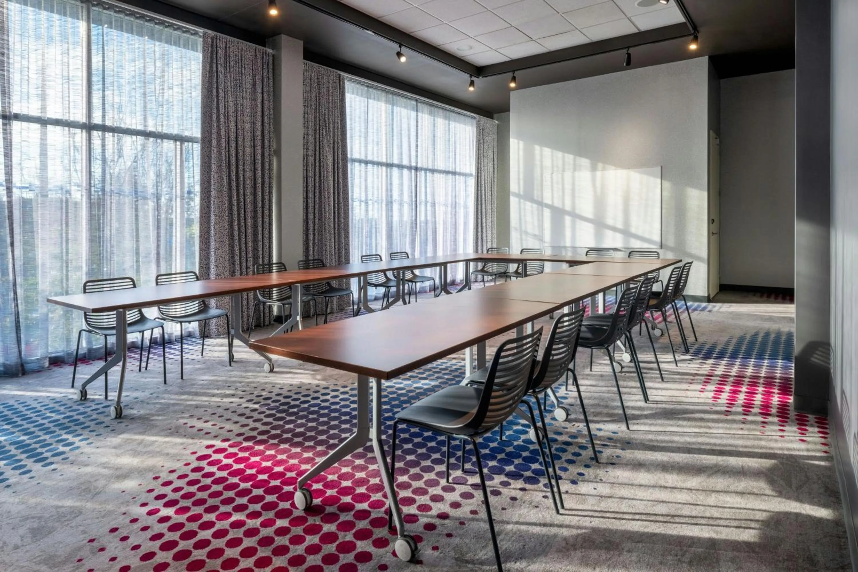Meeting/conference room in Aloft Columbia Downtown
