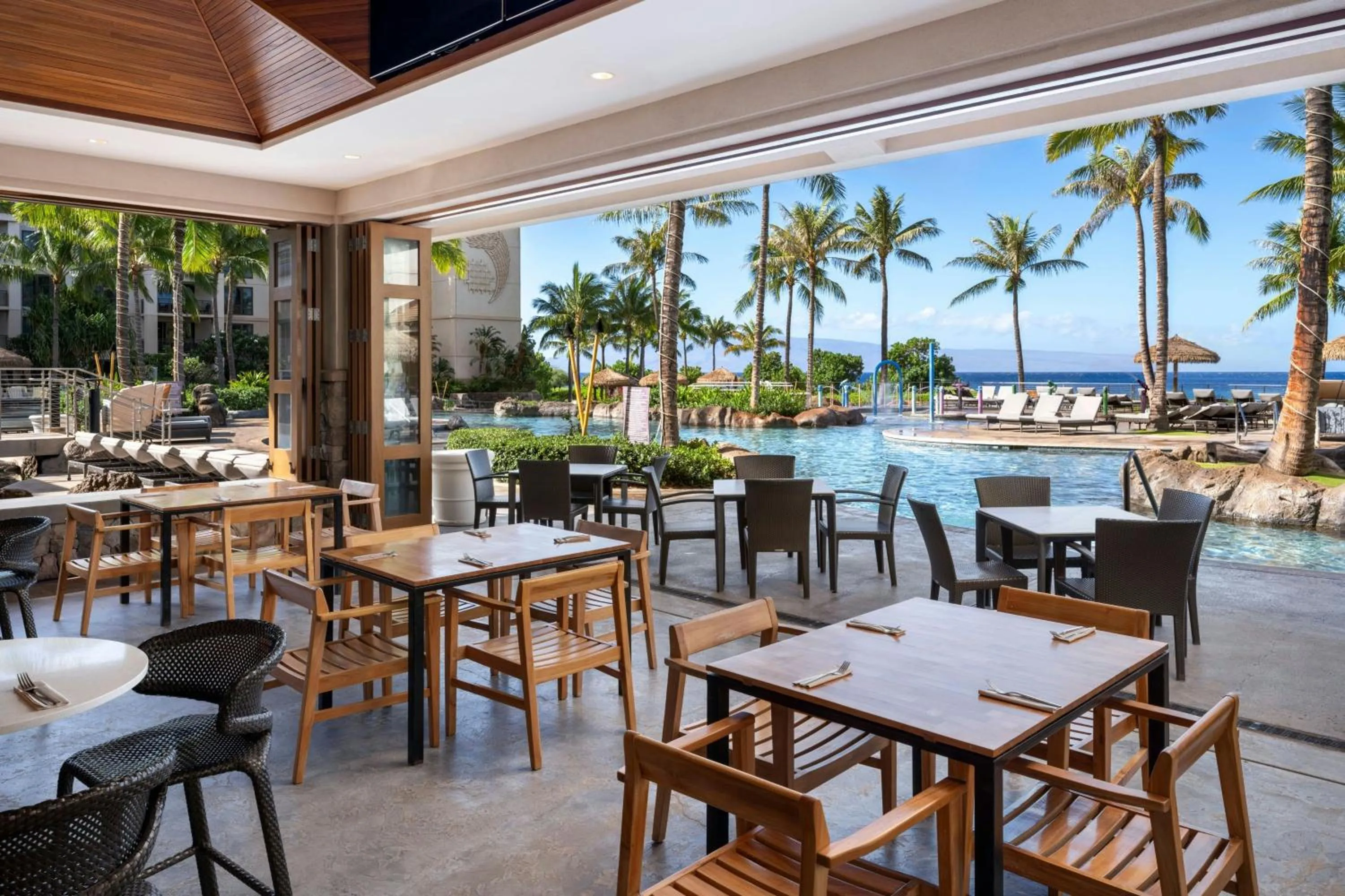 Swimming pool in The Westin Nanea Ocean Villas, Ka'anapali