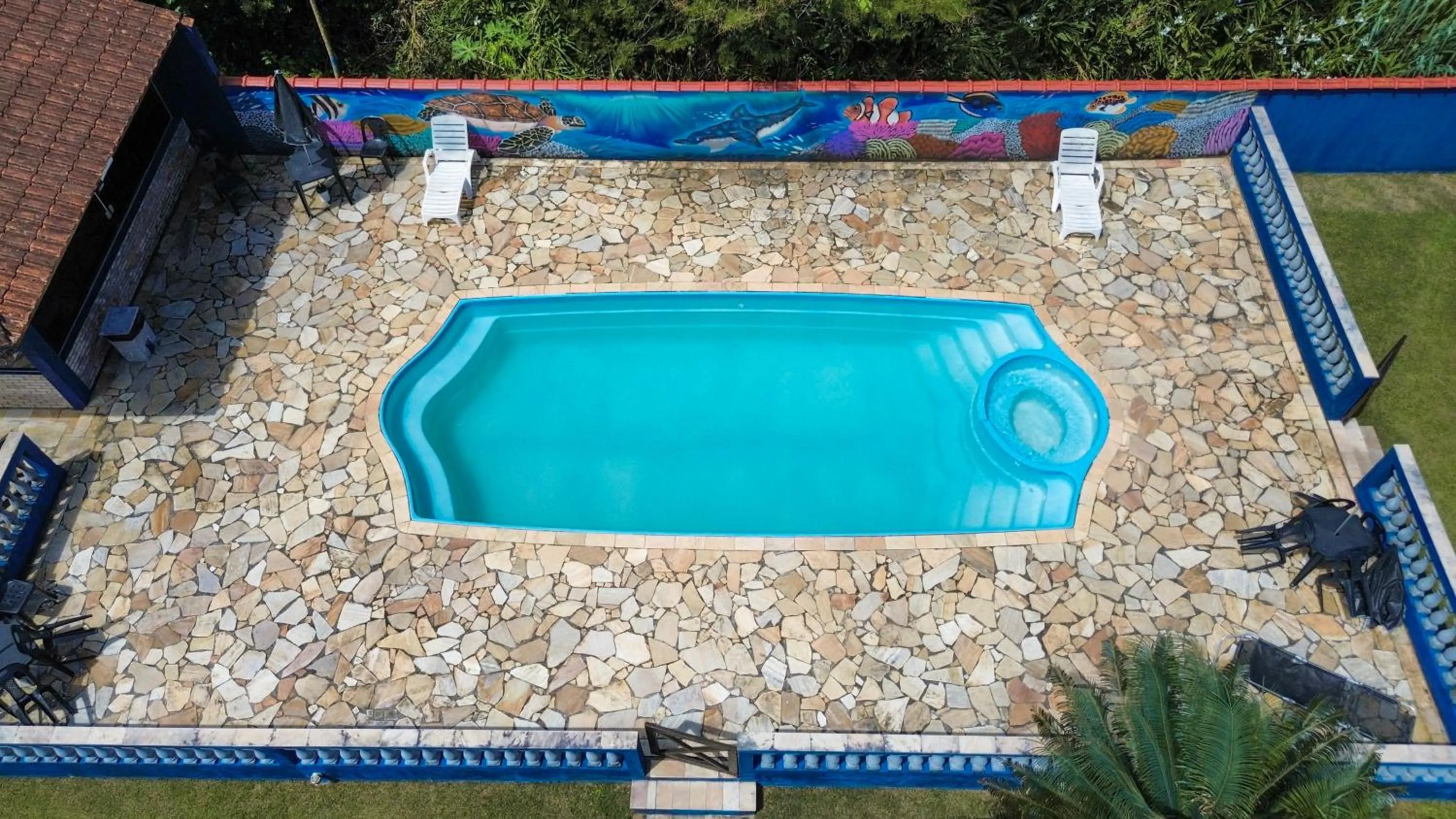 Swimming pool in Pousada Atlantica Recanto do Mar