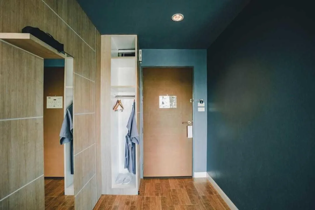 wardrobe in The Galla Hotel