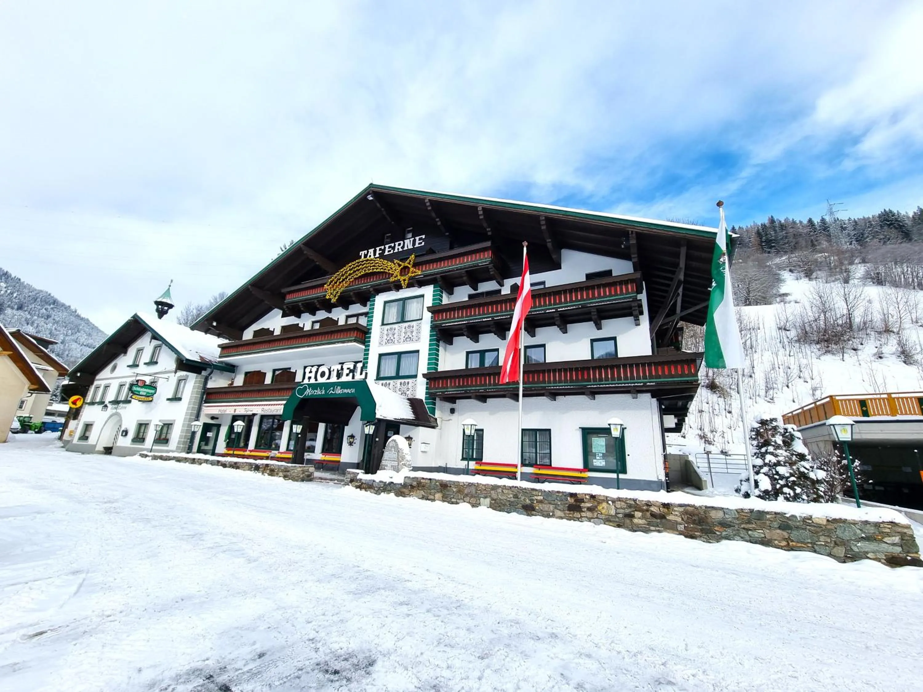 Property building in Hotel & Gasthof Taferne