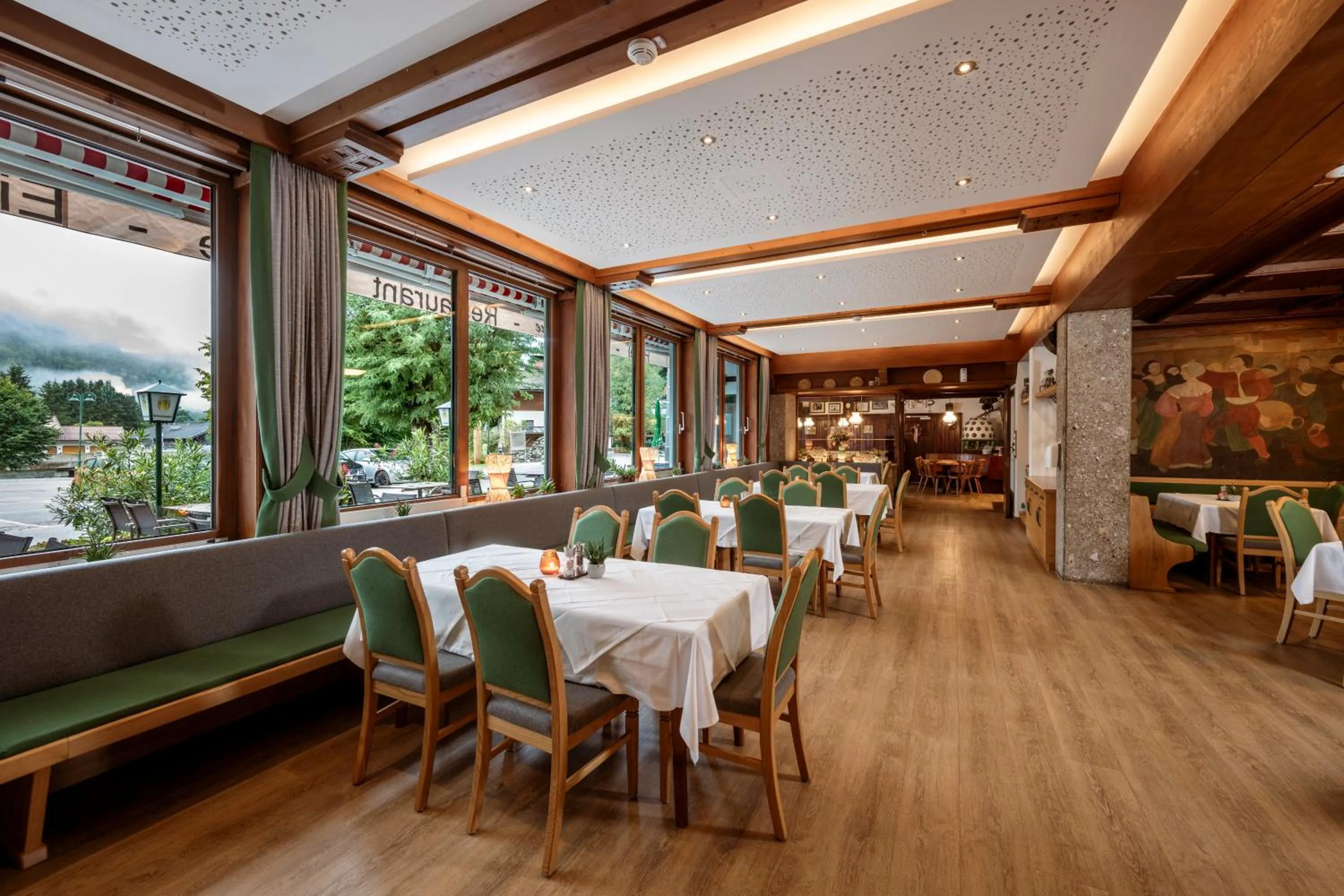 Restaurant/places to eat in Hotel & Gasthof Taferne