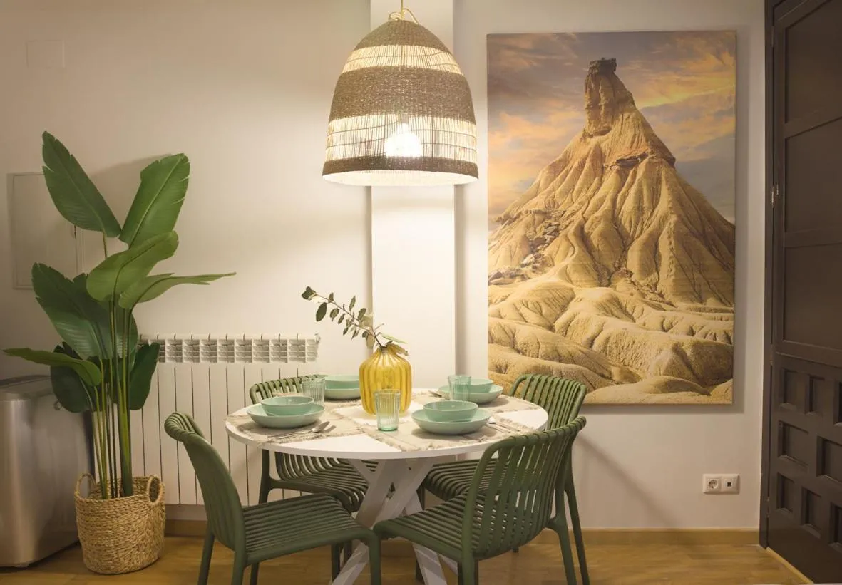 Two-Bedroom Apartment in Apartamento Palacio Descalzos