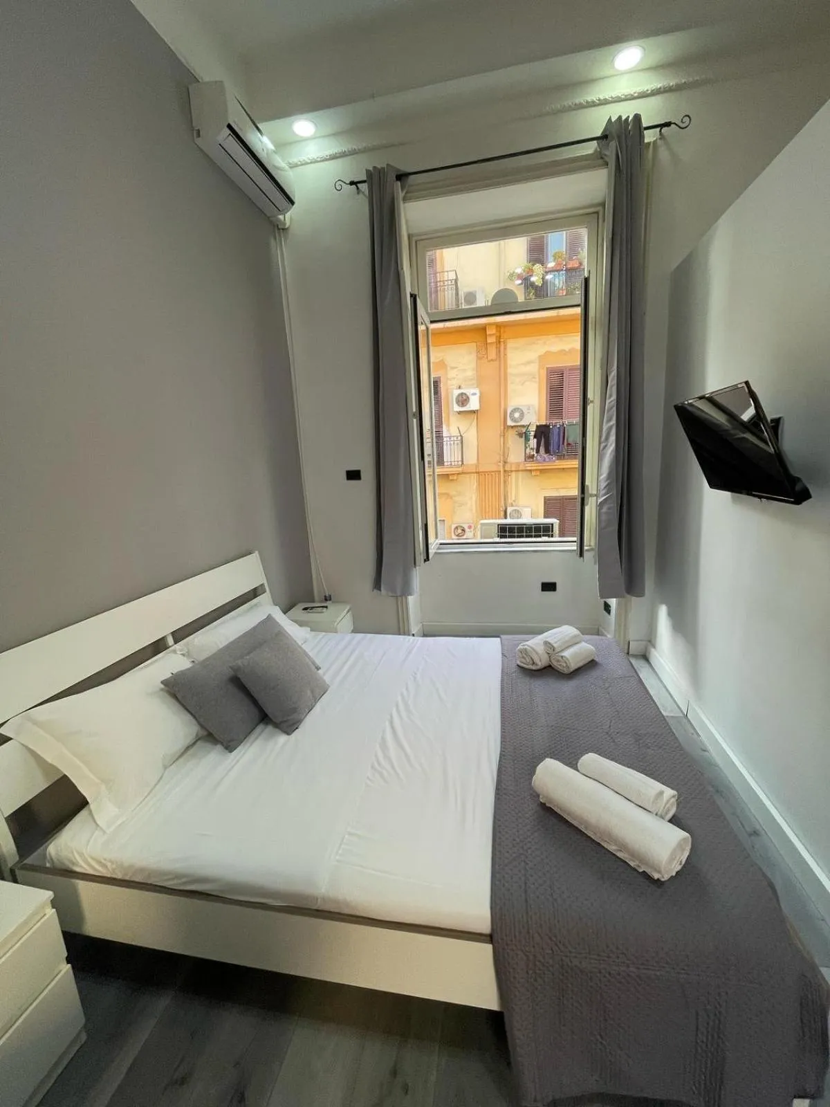 Bed in B&B San Ferdinando Napoli