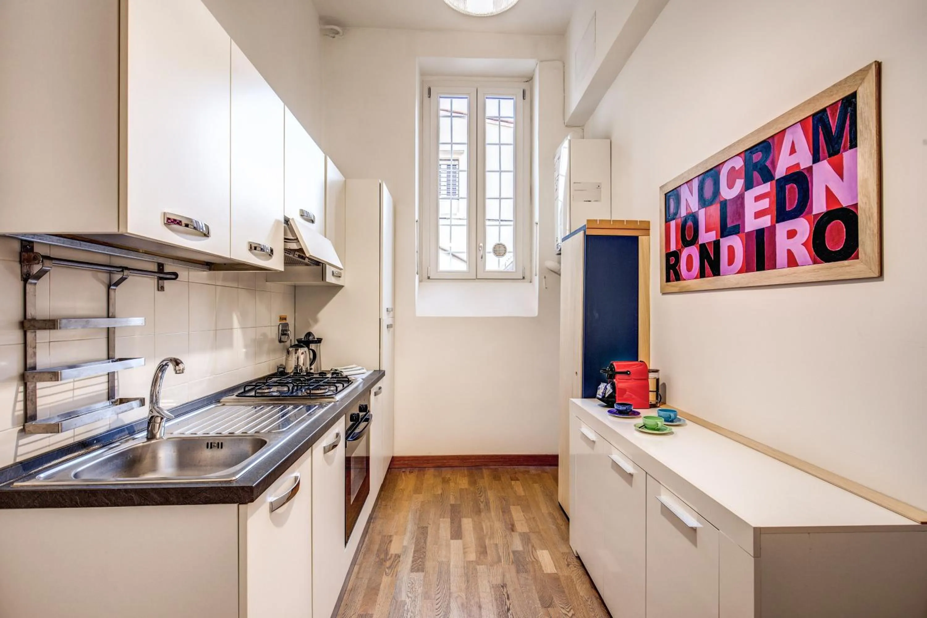 Kitchen or kitchenette in Dopodomani Suite