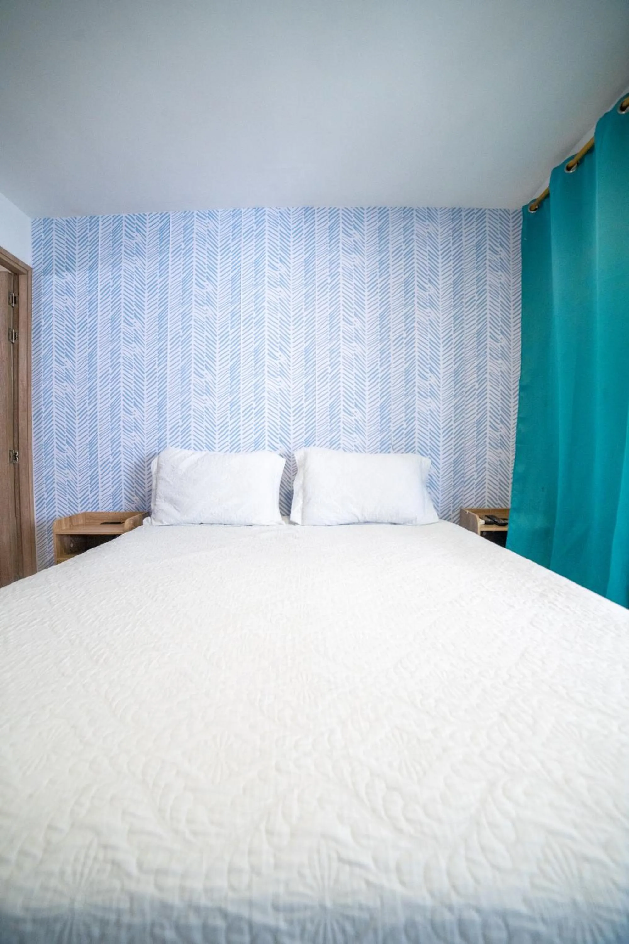 Photo of the whole room, Bed in ZOJO MARiNA BAY