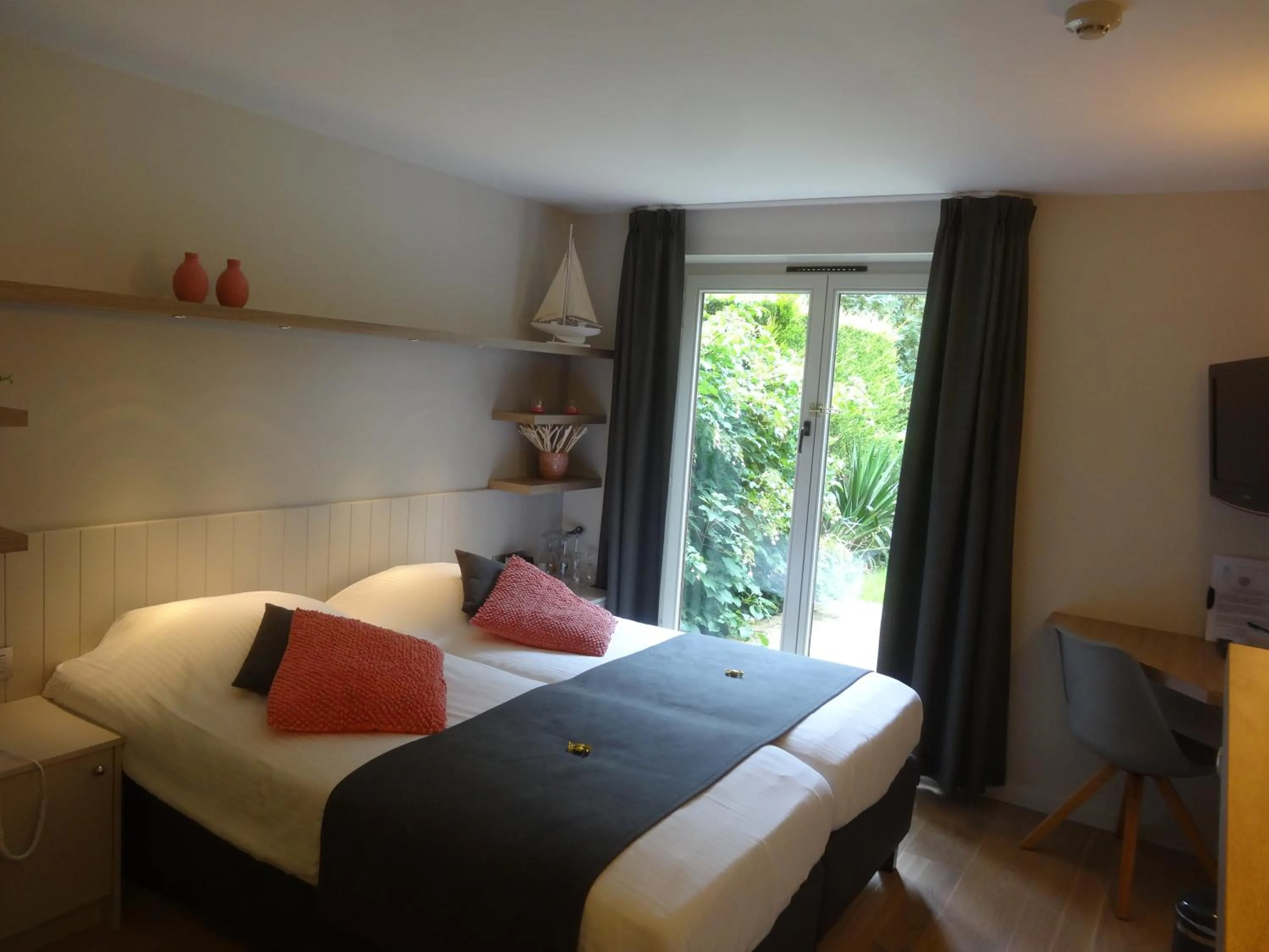 Bed in Hotel Bilderdijk