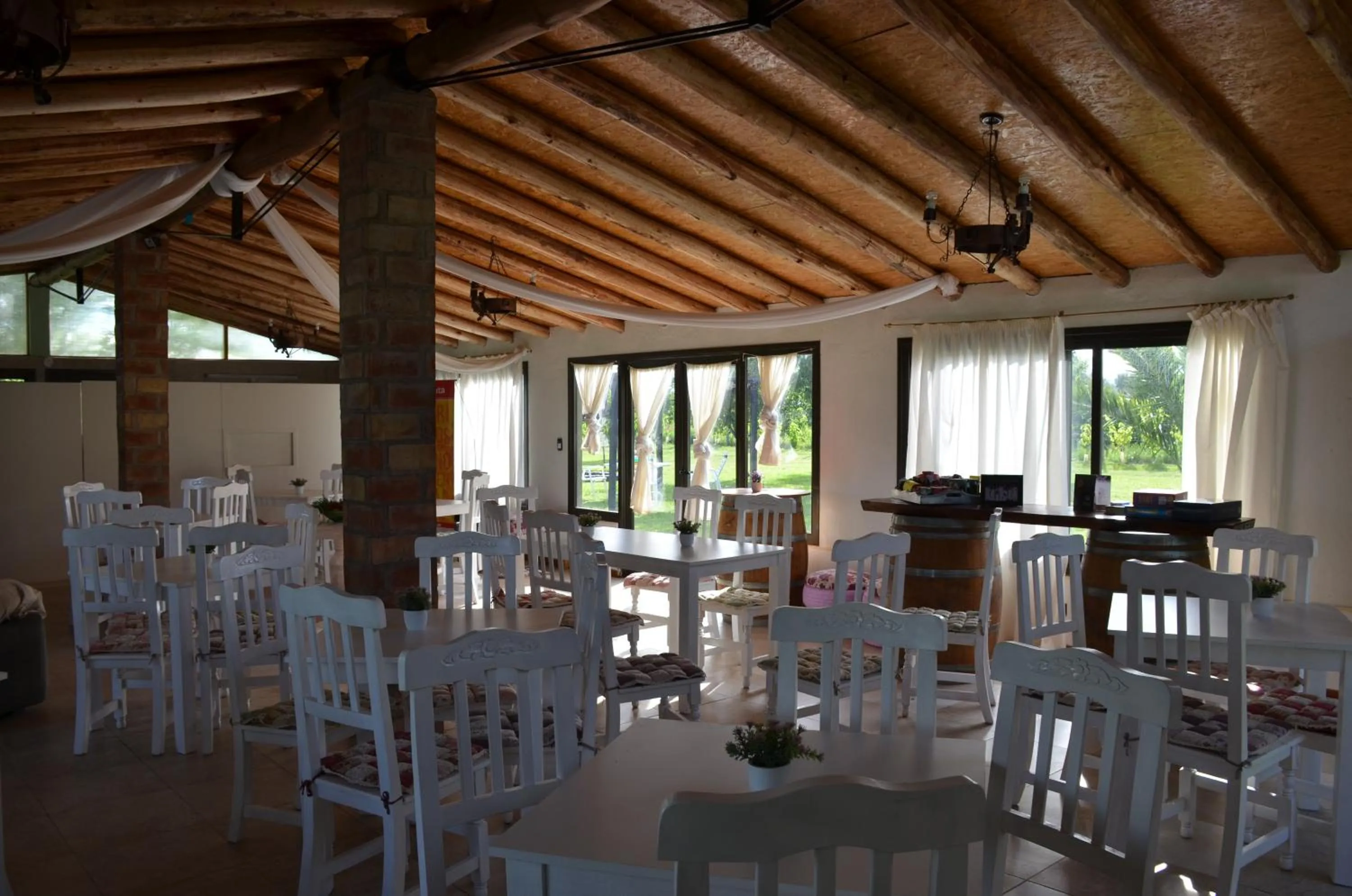 Restaurant/places to eat in Finca Fisterra