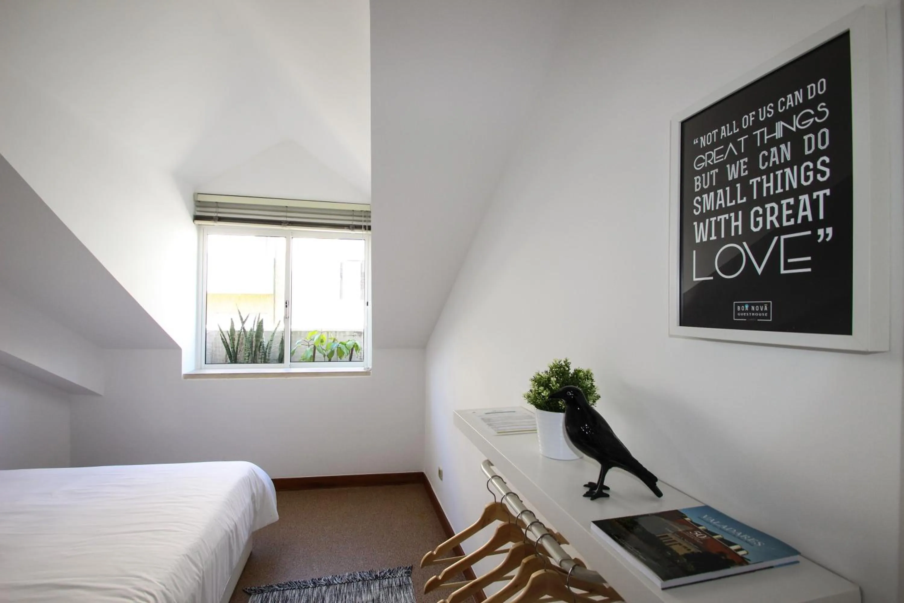 Bedroom, Bed in BN GHouse