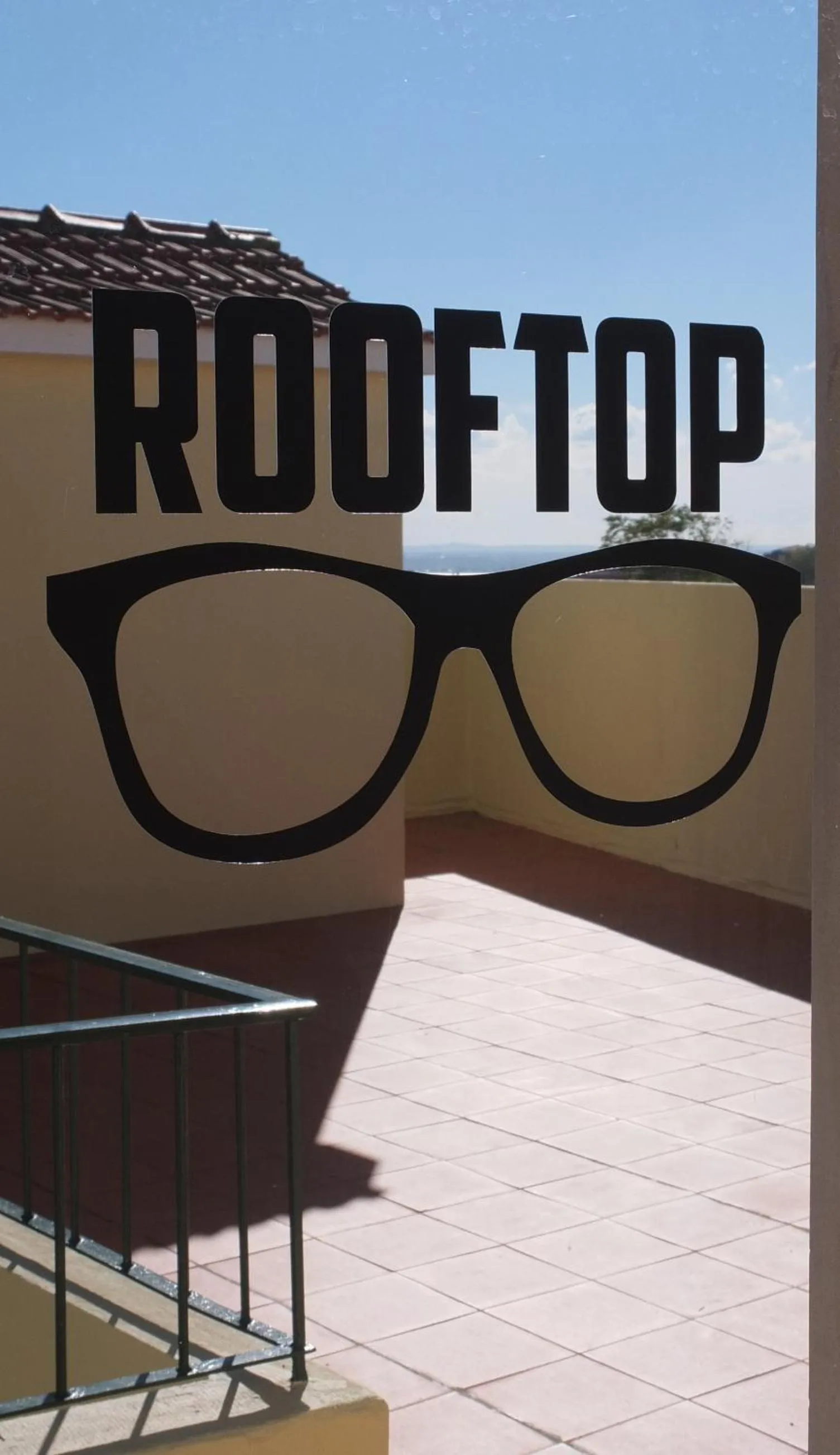 Logo/Certificate/Sign in BN GHouse