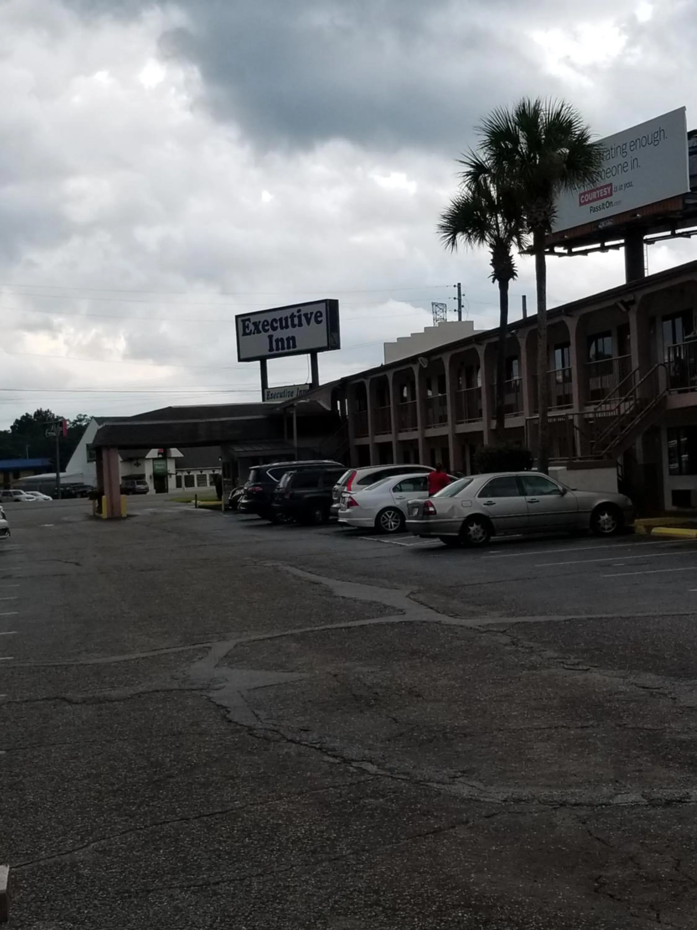 Property building in Executive Inn