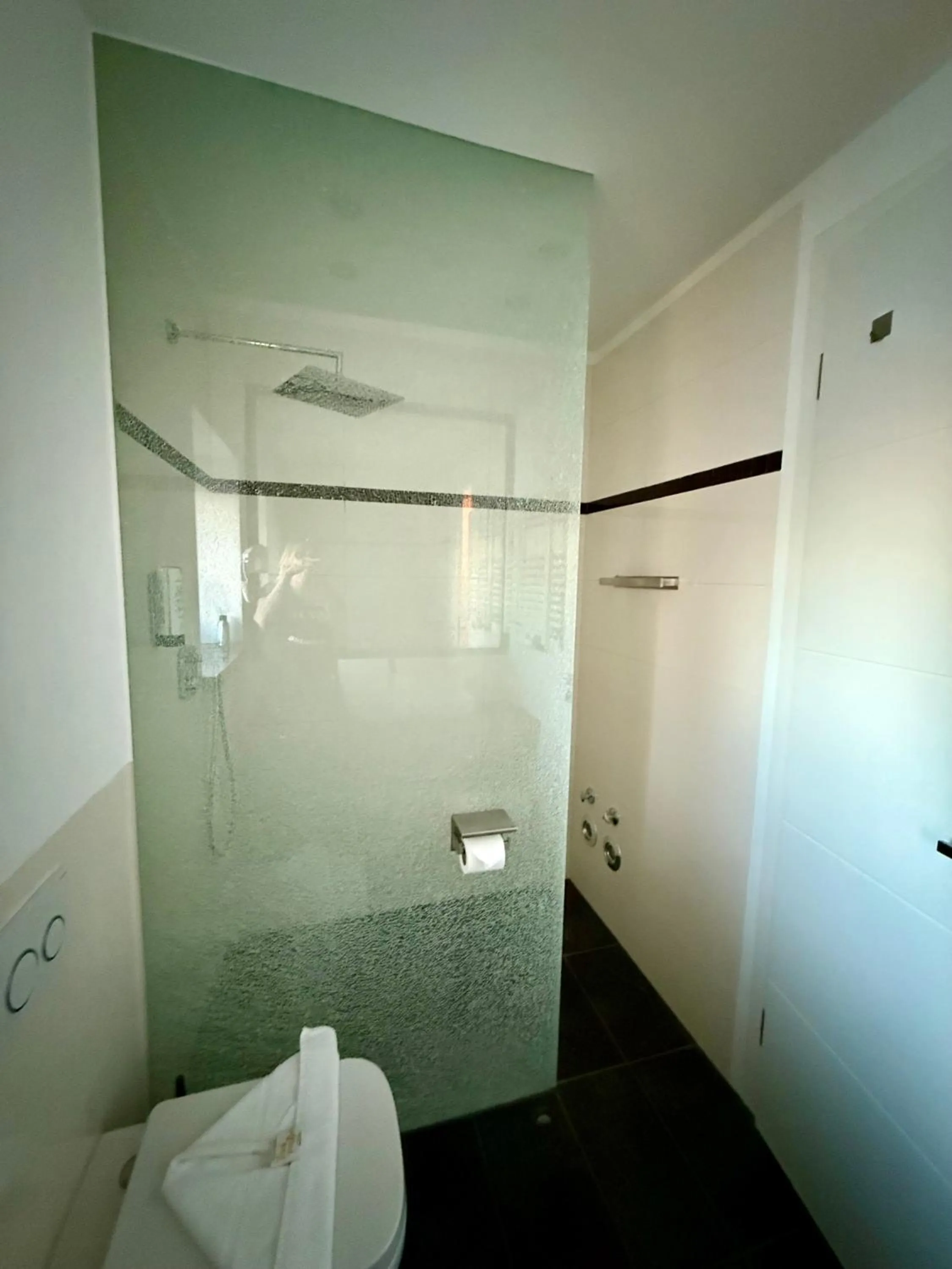 Shower in Seaside-Strandhotel