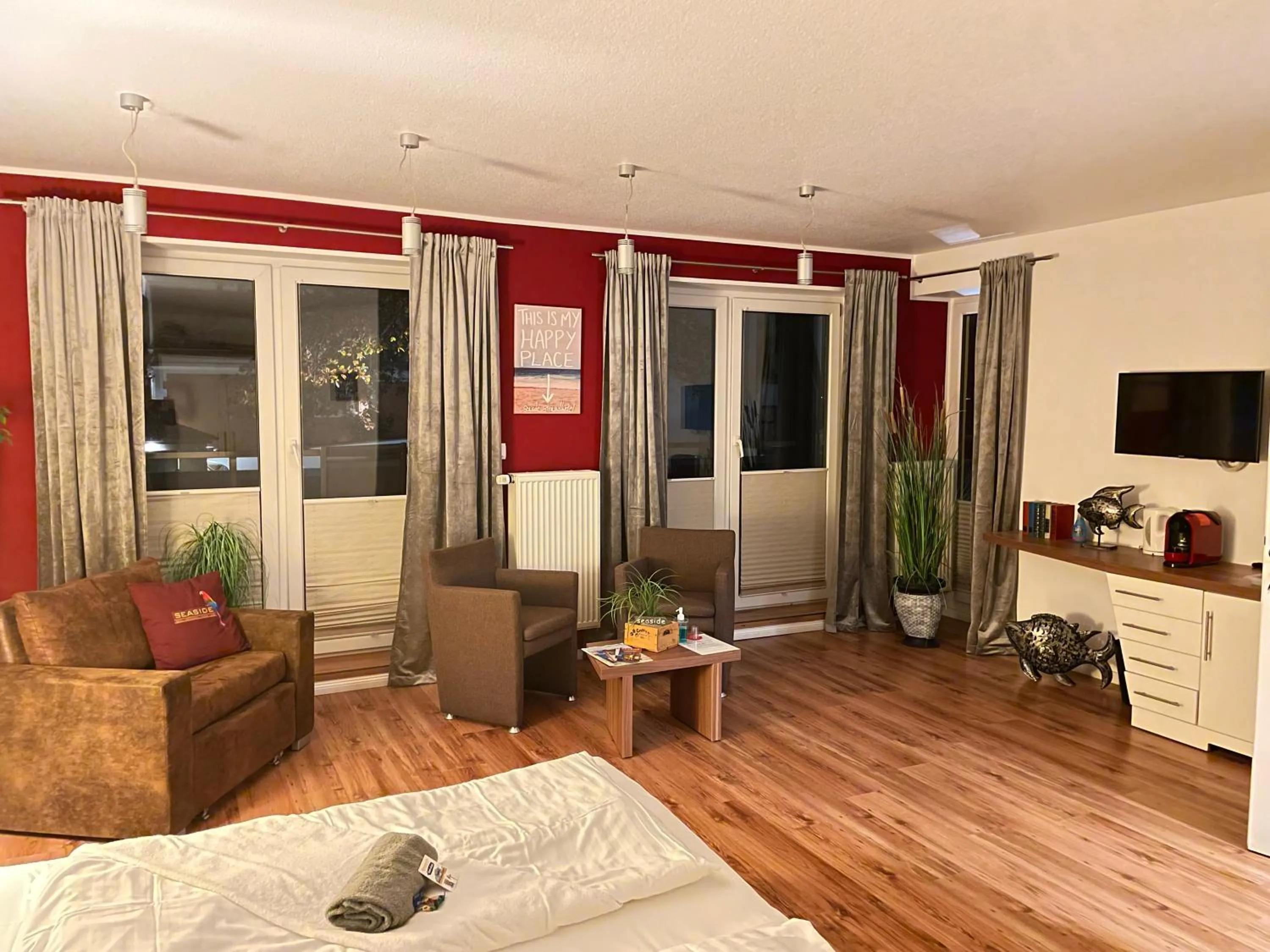 Photo of the whole room in Seaside-Strandhotel