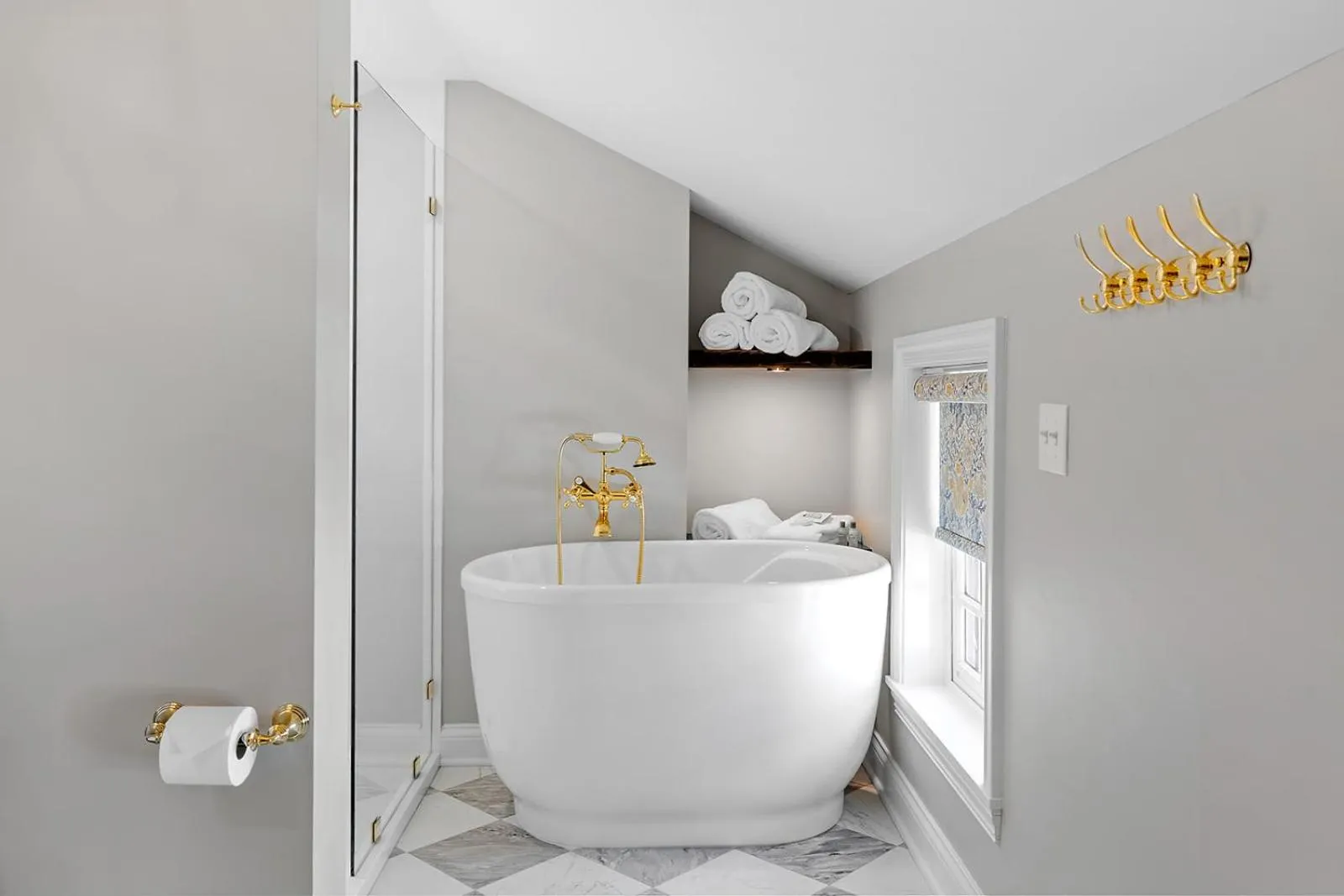 Bathroom in The Rochester Inn