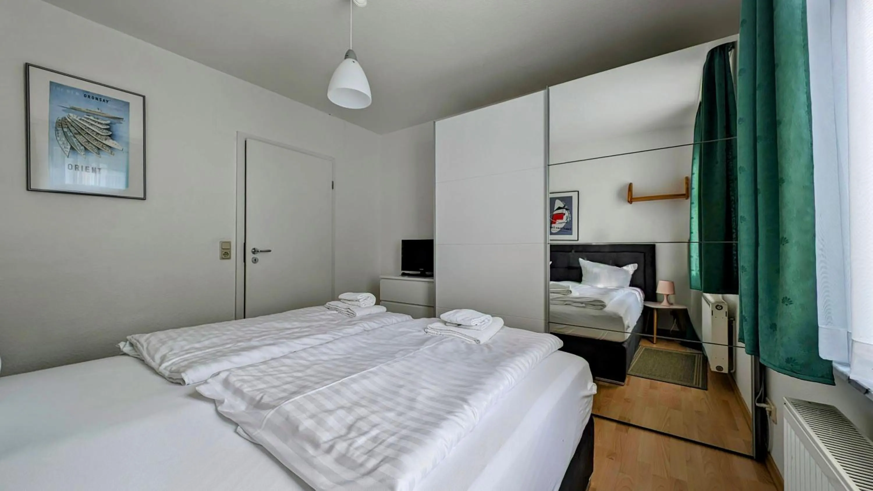 Bed in Miramar-App-06