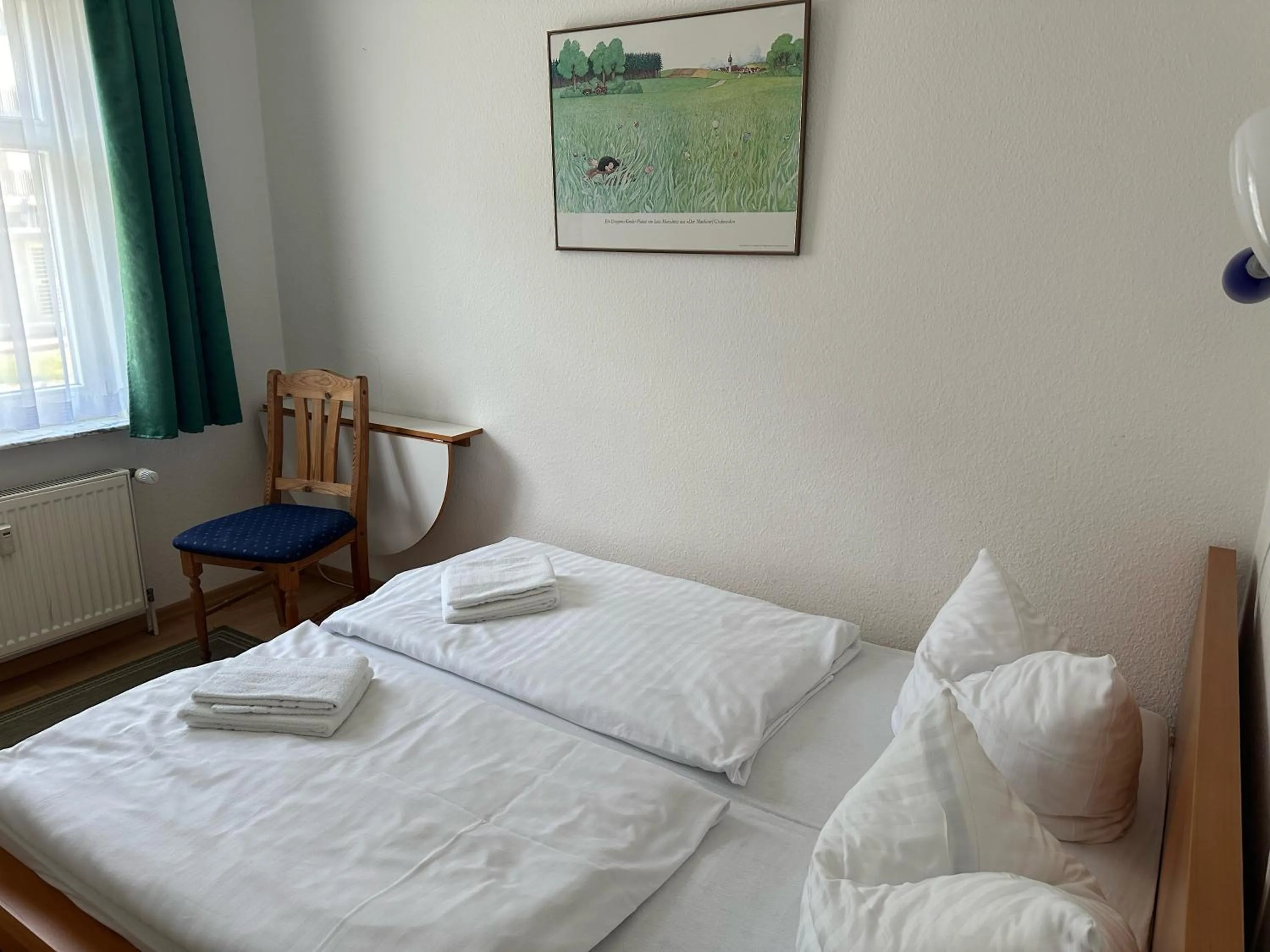 Bed in Miramar-App-06