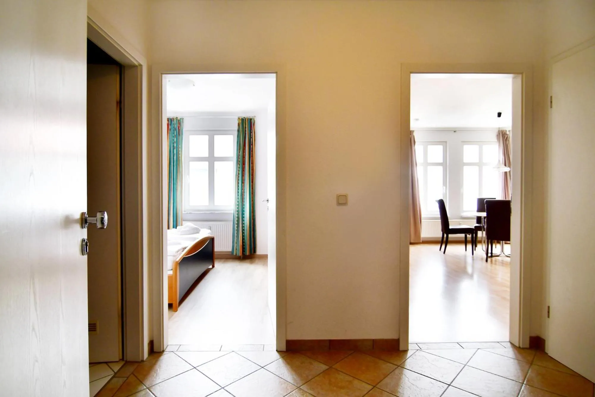 Bed in Miramar-App-21