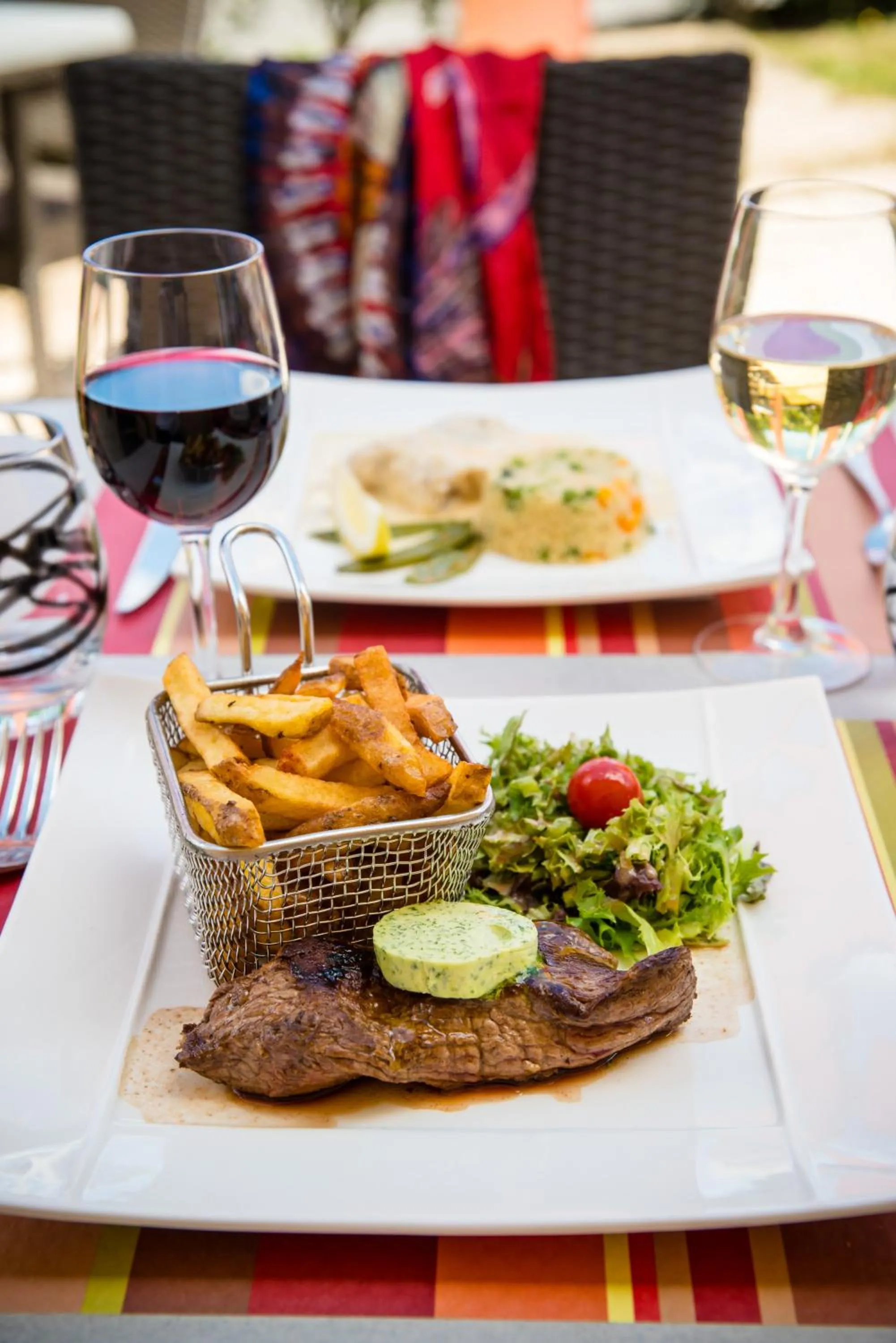 Restaurant/places to eat in Brit Hotel Le Kerann Nantes St Herblain - Zac De La Lorie