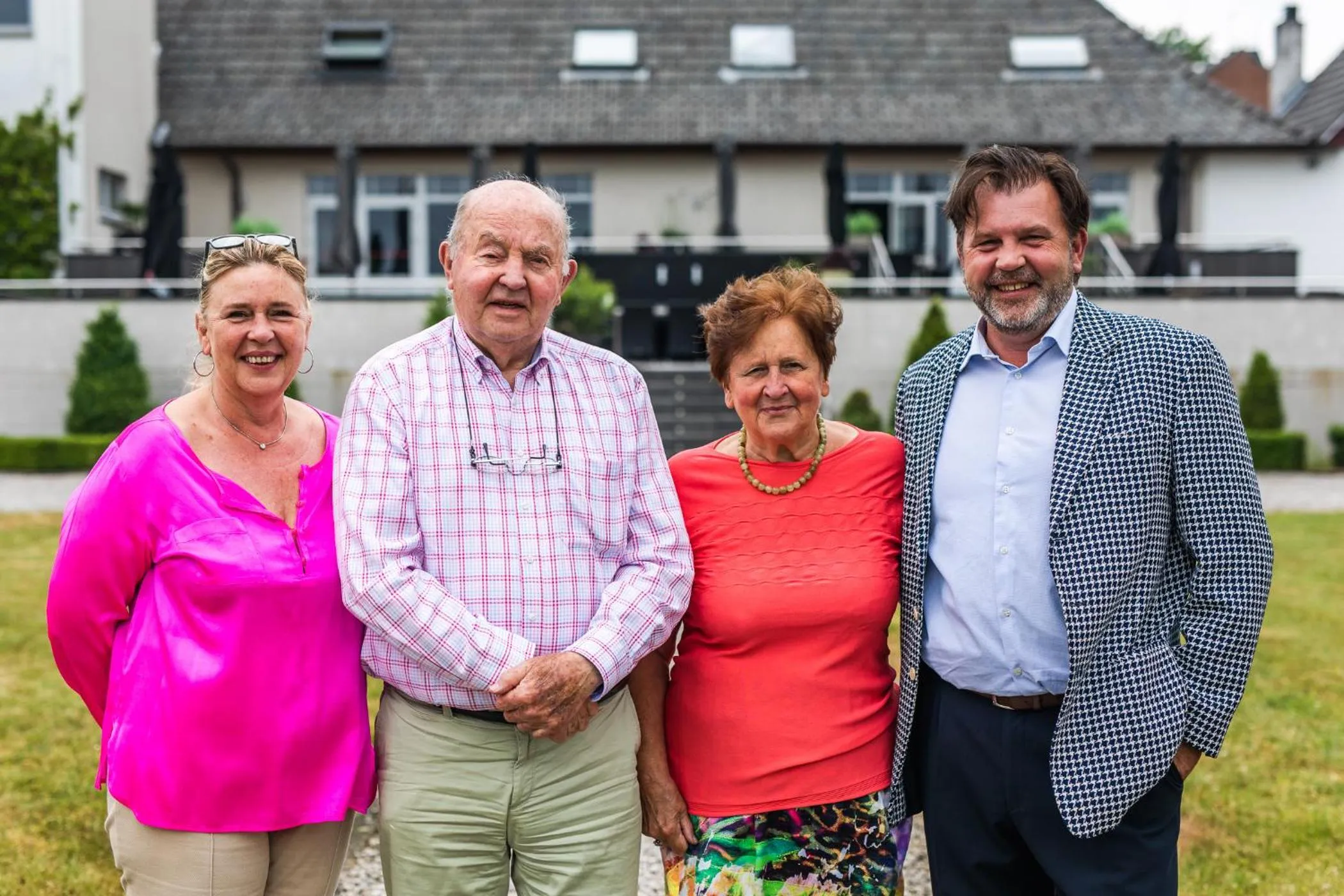Family in Hotel Malpertuus