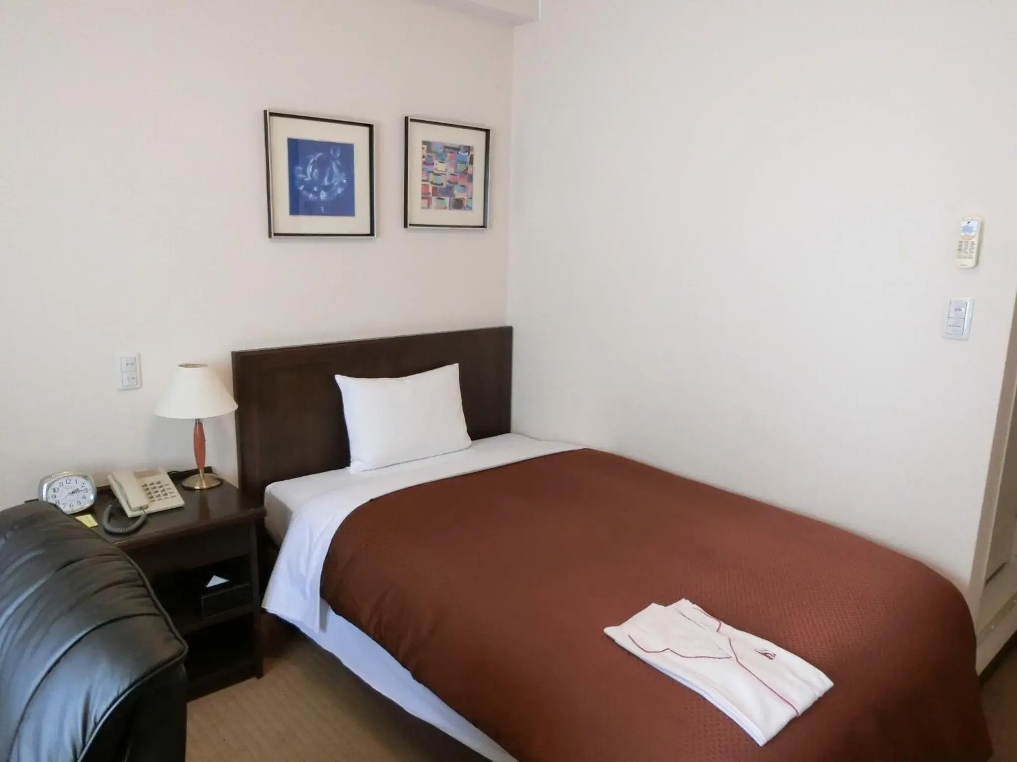 Bed in Laxio Inn Bed in Laxio Inn