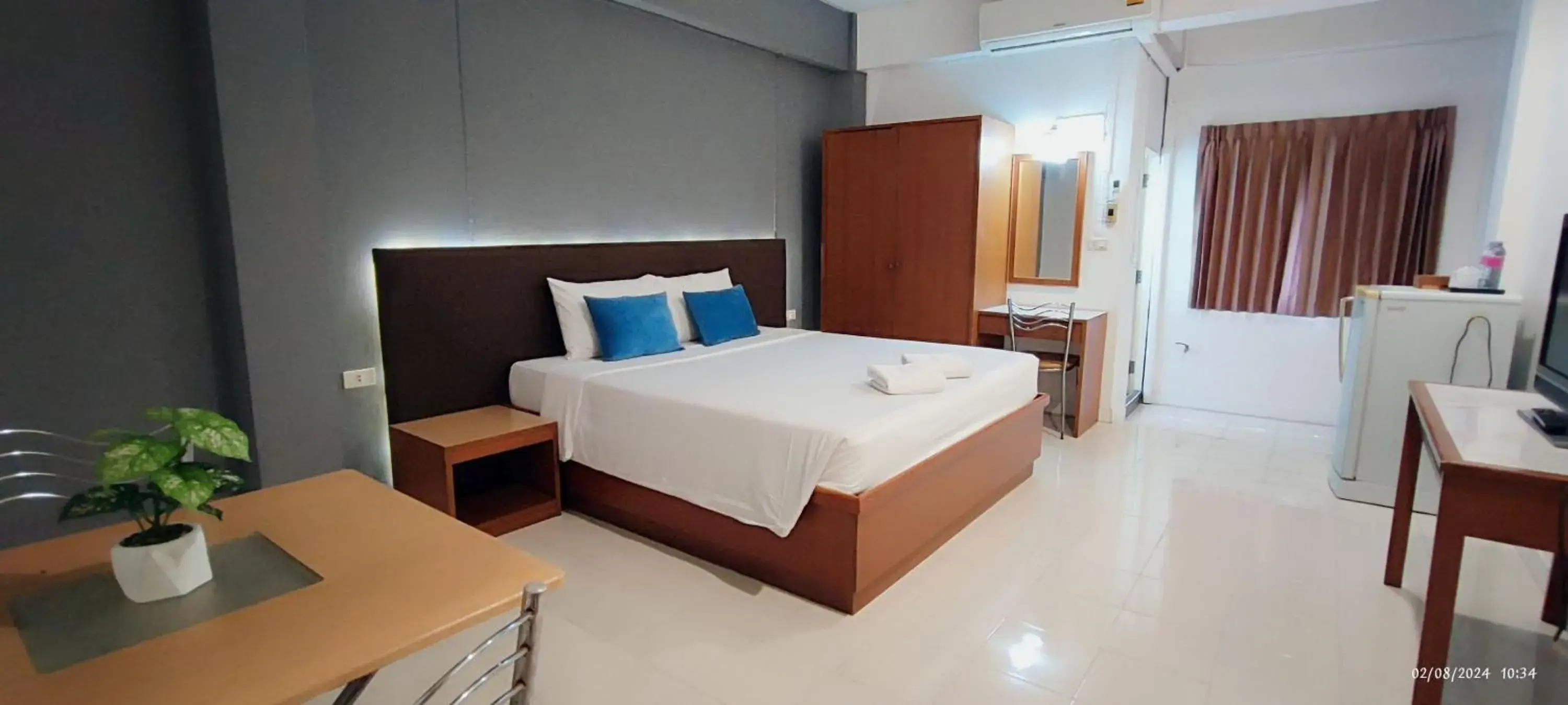 Photo of the whole room, Bed in Smile Court Pattaya by Mike Group Photo of the whole room, Bed in Smile Court Pattaya by Mike Group